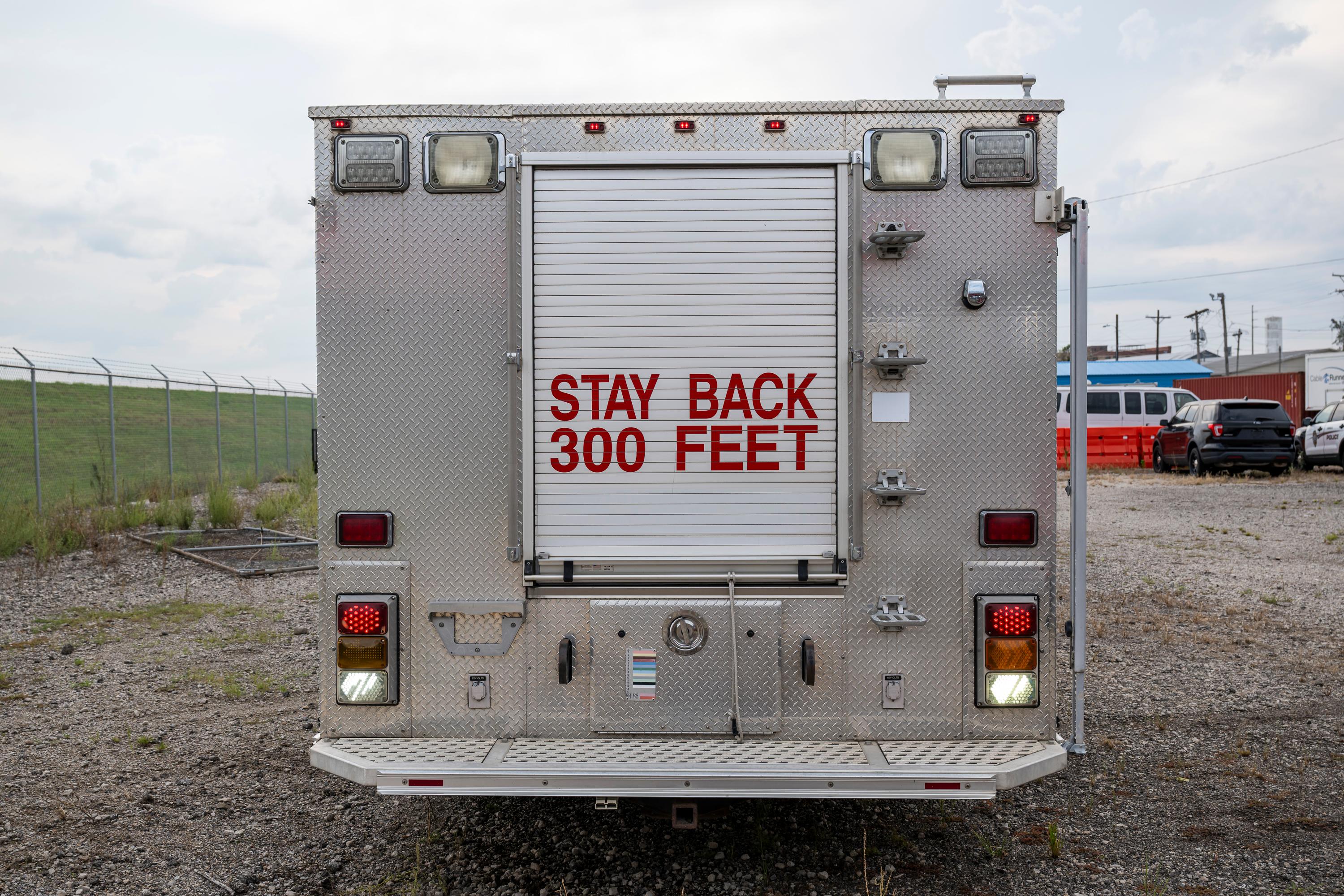 2004 Crimson Spartan Heavy Rescue - image 45