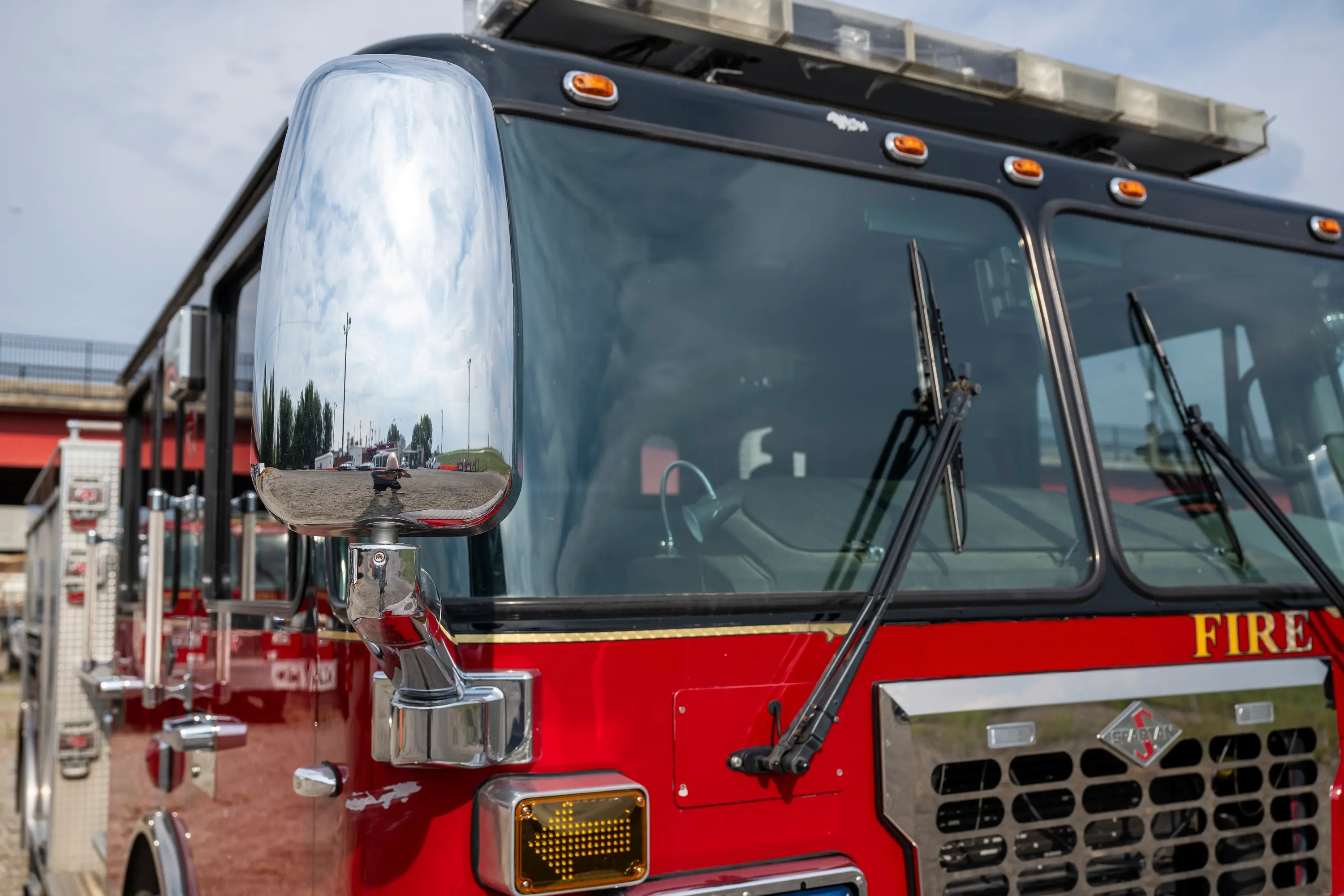 2011 Rosenbauer Spartan Pumper - image 7