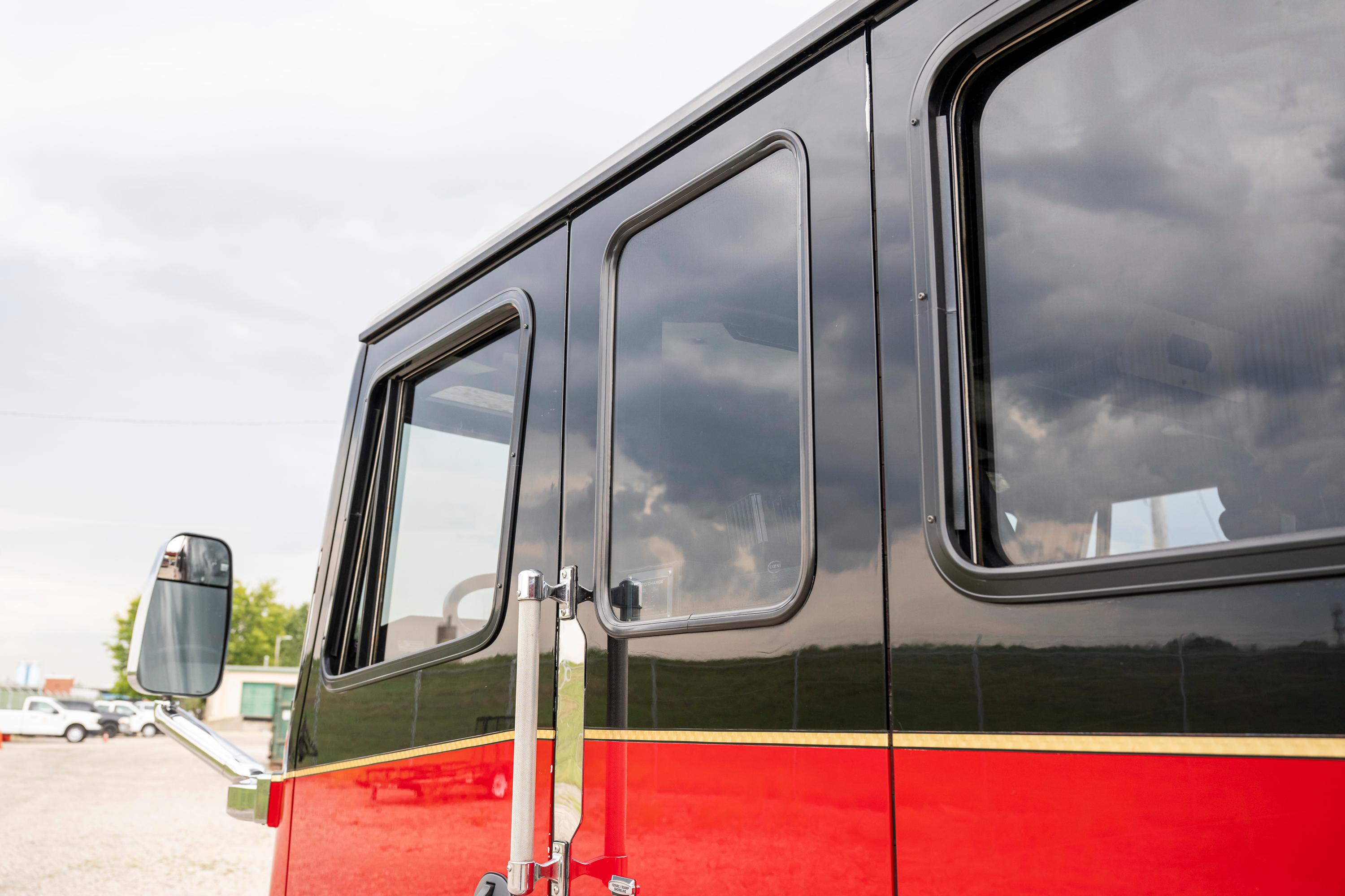 2014 Rosenbauer Commander Pumper - image 24