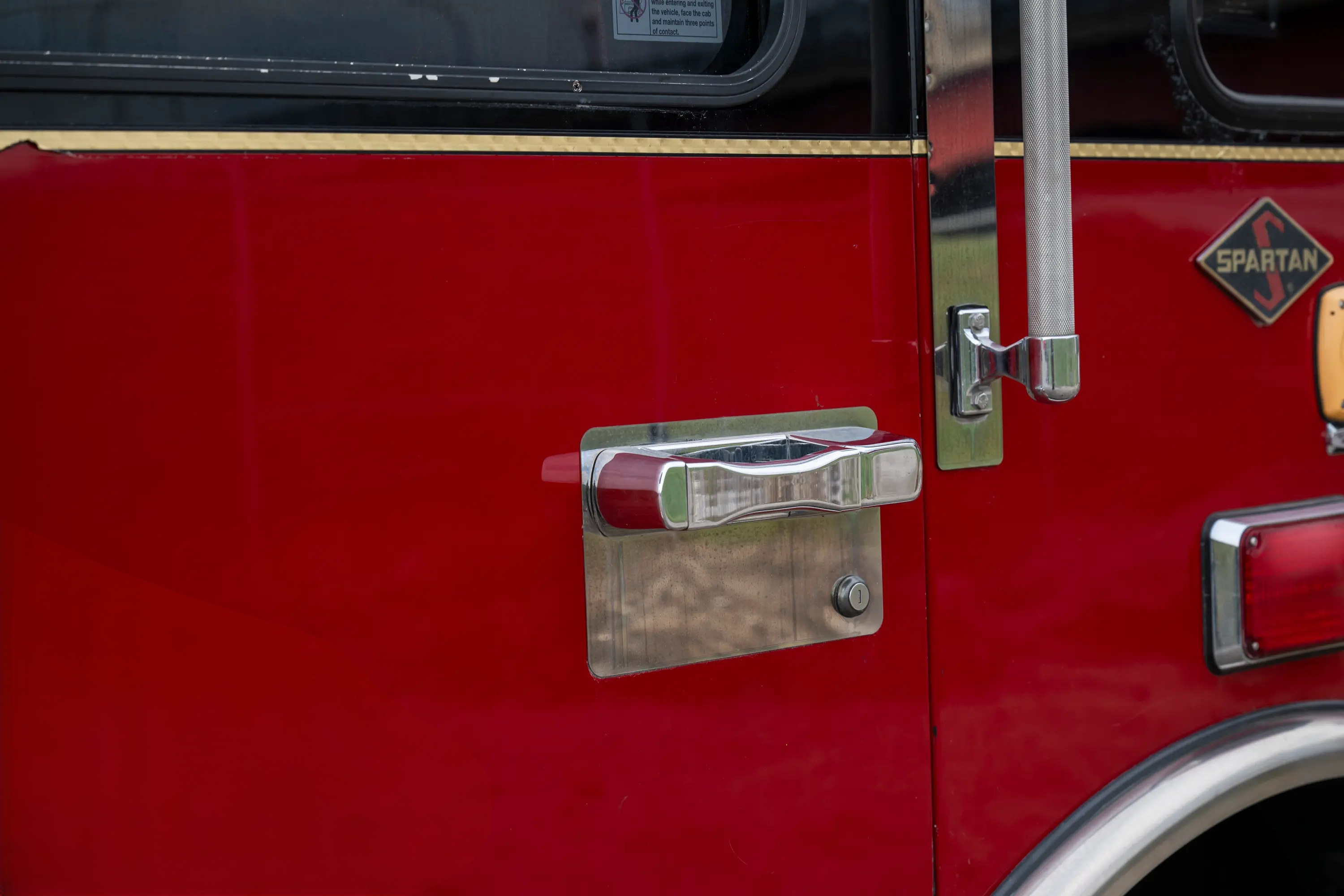 2011 Rosenbauer Spartan Pumper - image 28