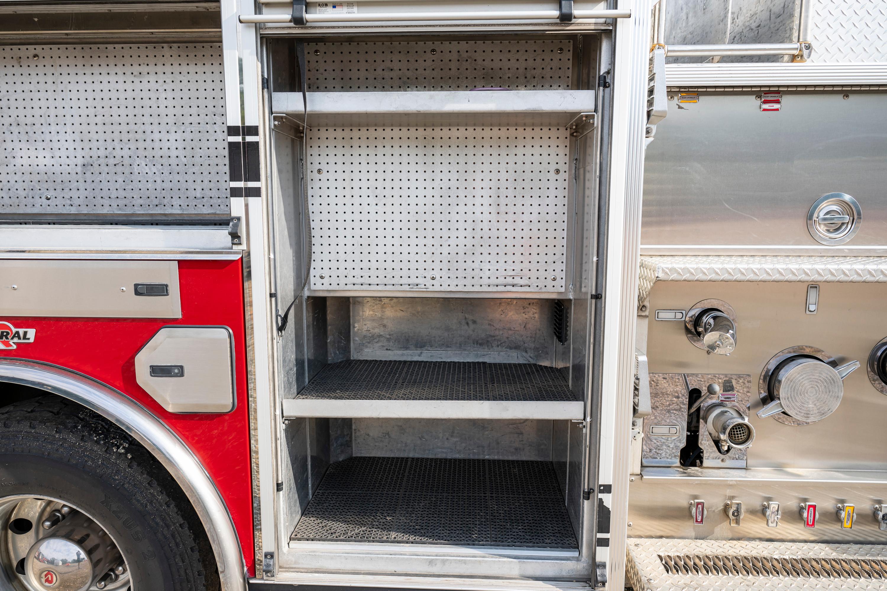 2011 Rosenbauer Spartan Pumper - image 138