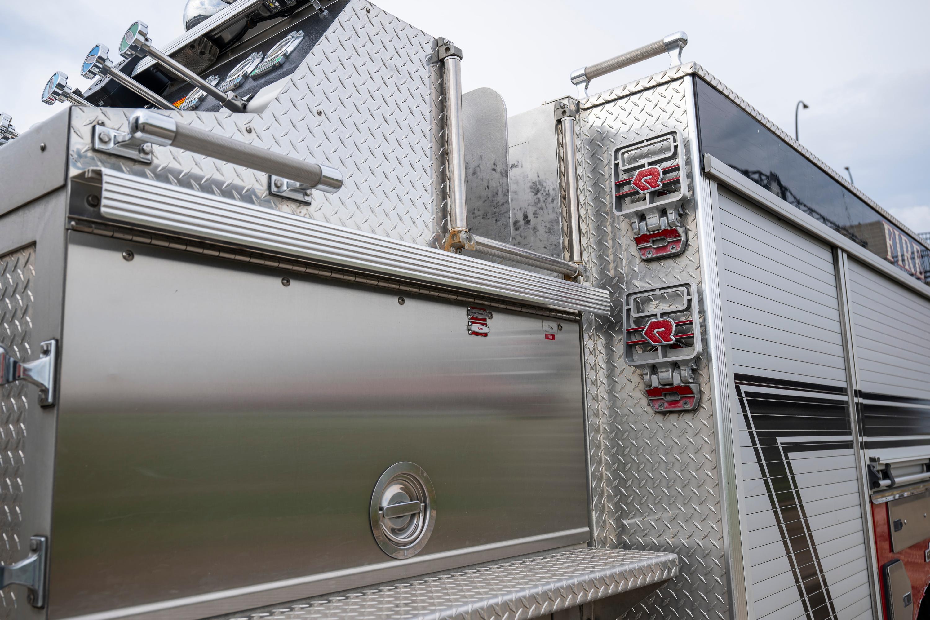 2011 Rosenbauer Spartan Pumper - image 50