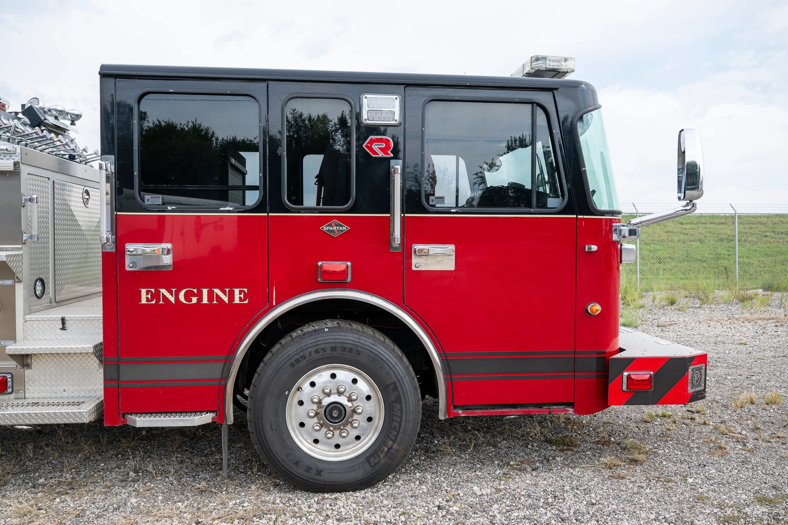 2011 Rosenbauer Spartan Pumper - image 18