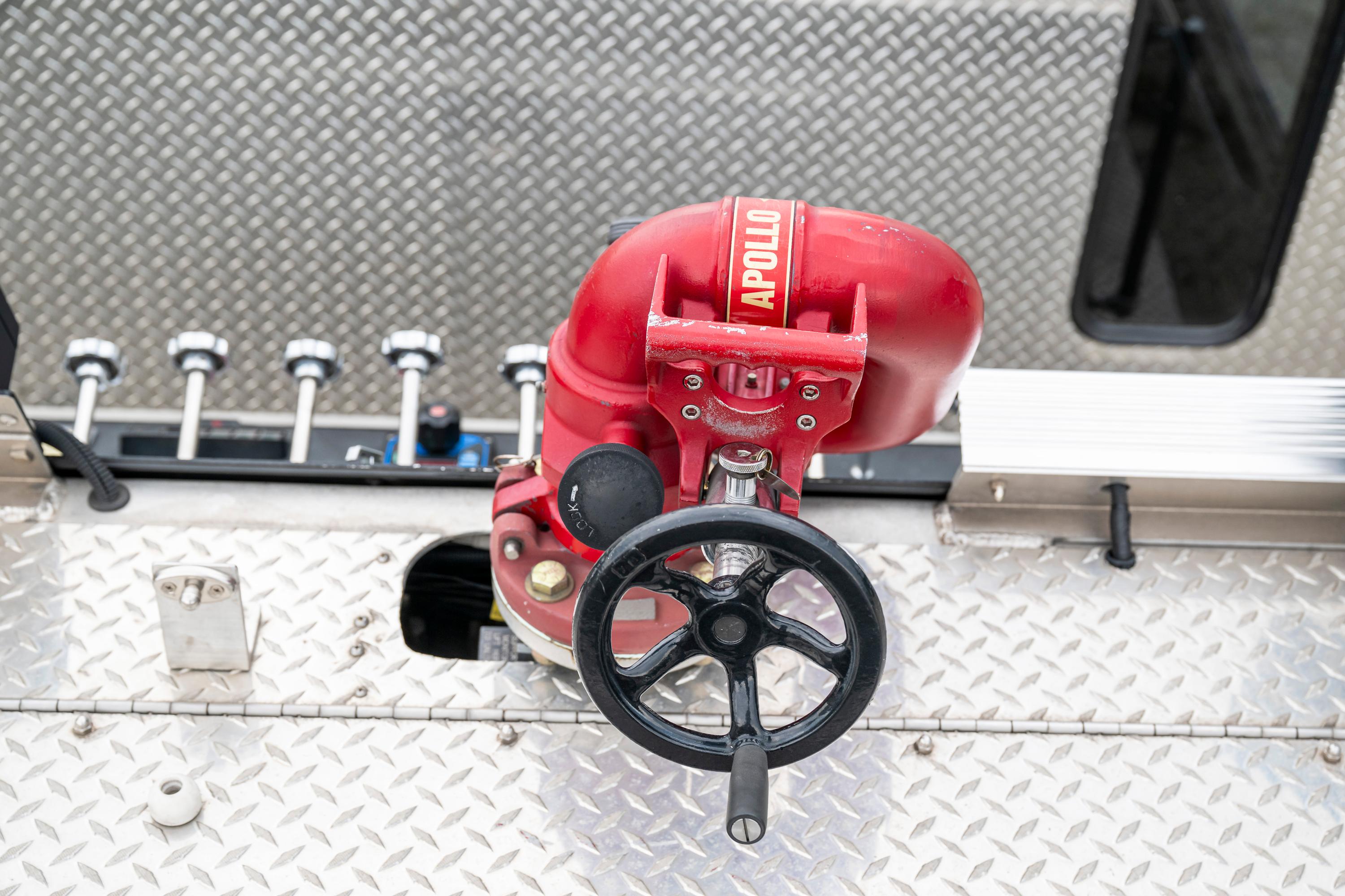 2014 Rosenbauer Commander Pumper - image 276