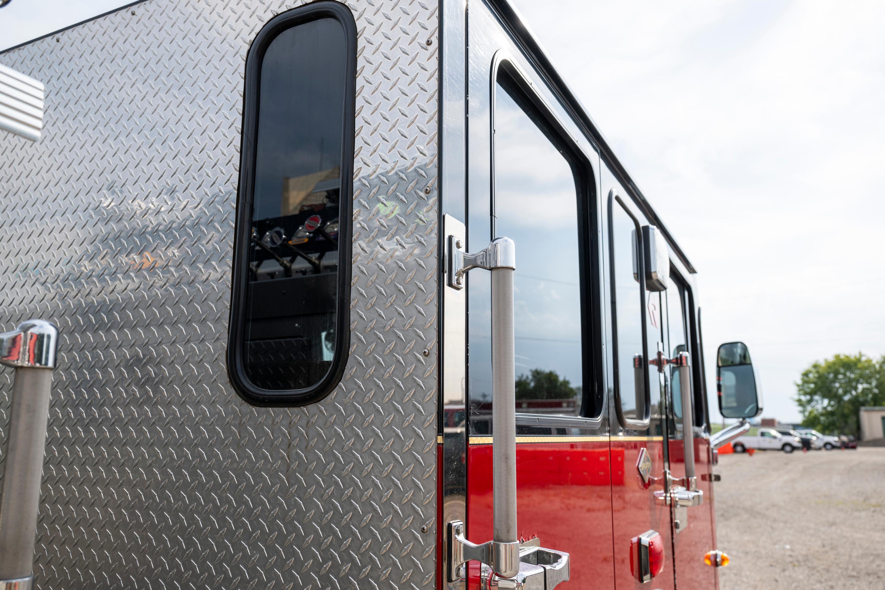 2011 Rosenbauer Spartan Pumper - image 51