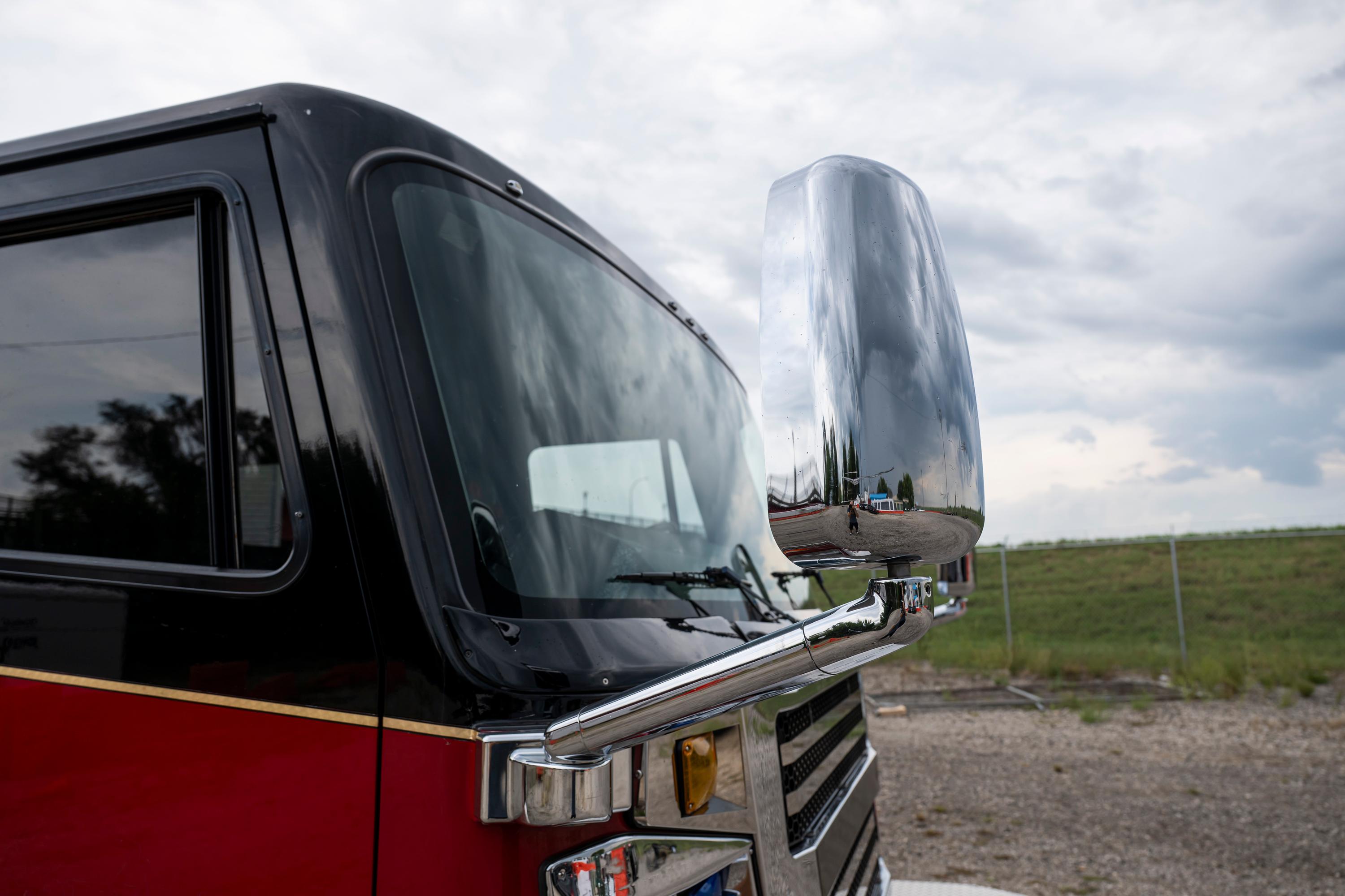 2014 Rosenbauer Commander Pumper - image 4