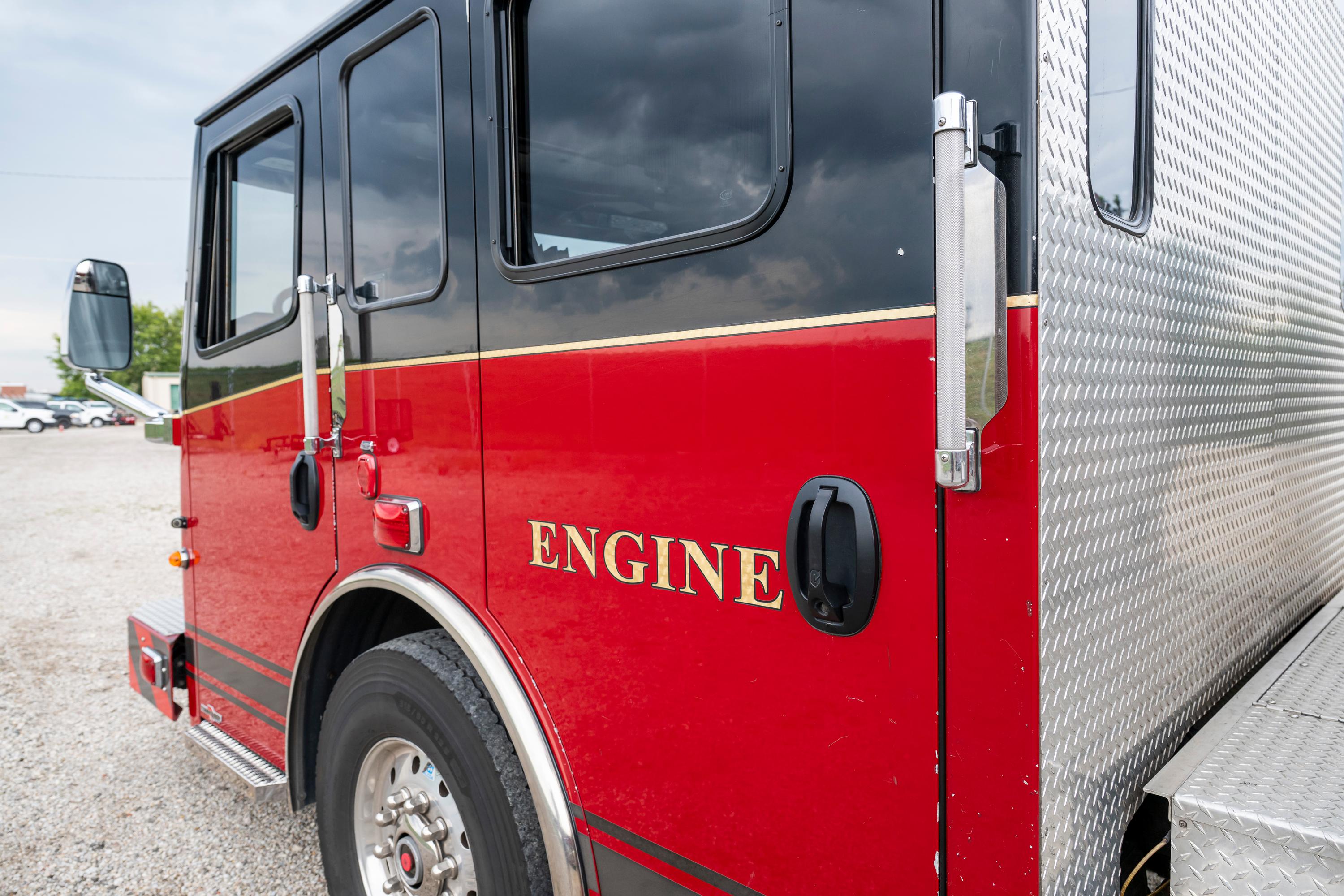 2014 Rosenbauer Commander Pumper - image 7