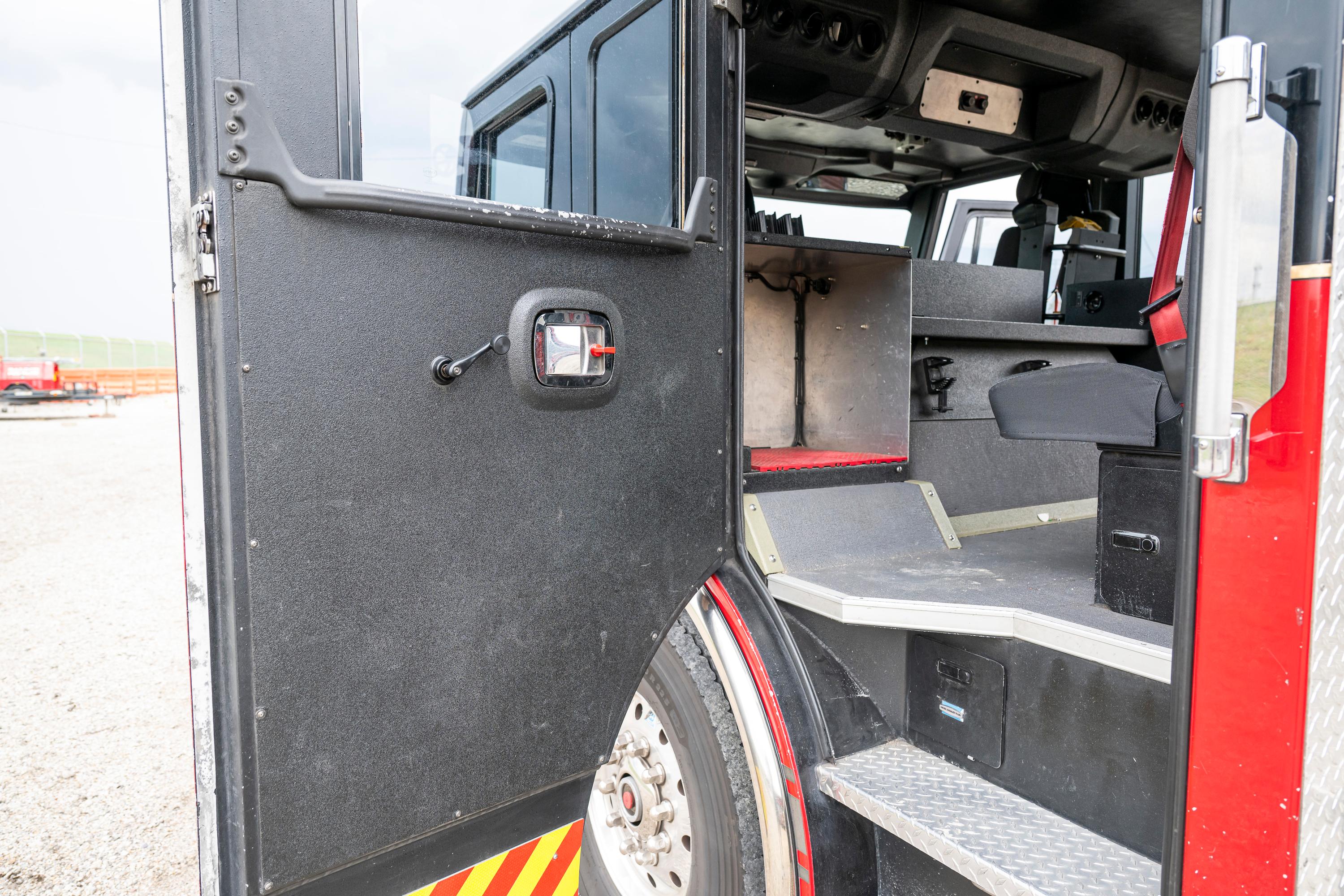 2014 Rosenbauer Commander Pumper - image 57