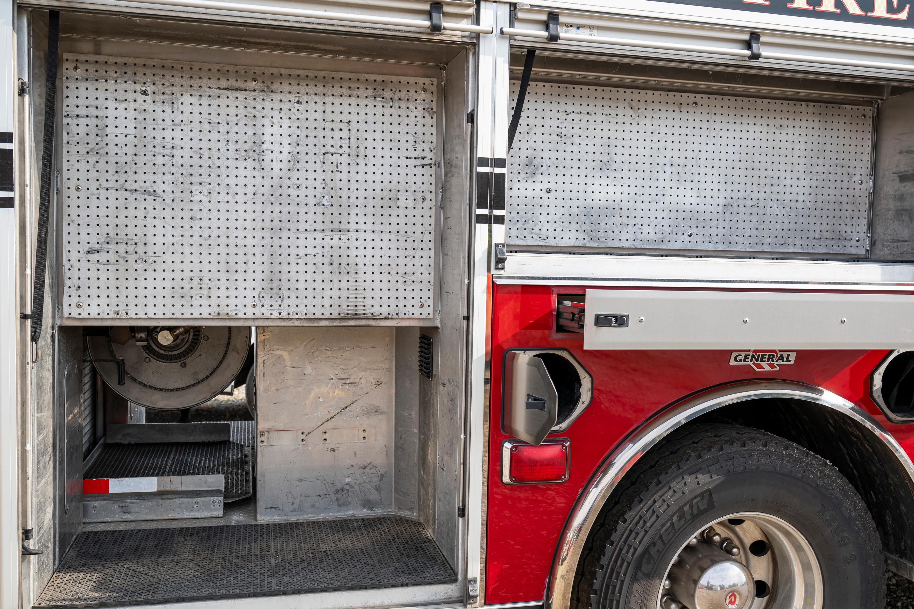 2011 Rosenbauer Spartan Pumper - image 144