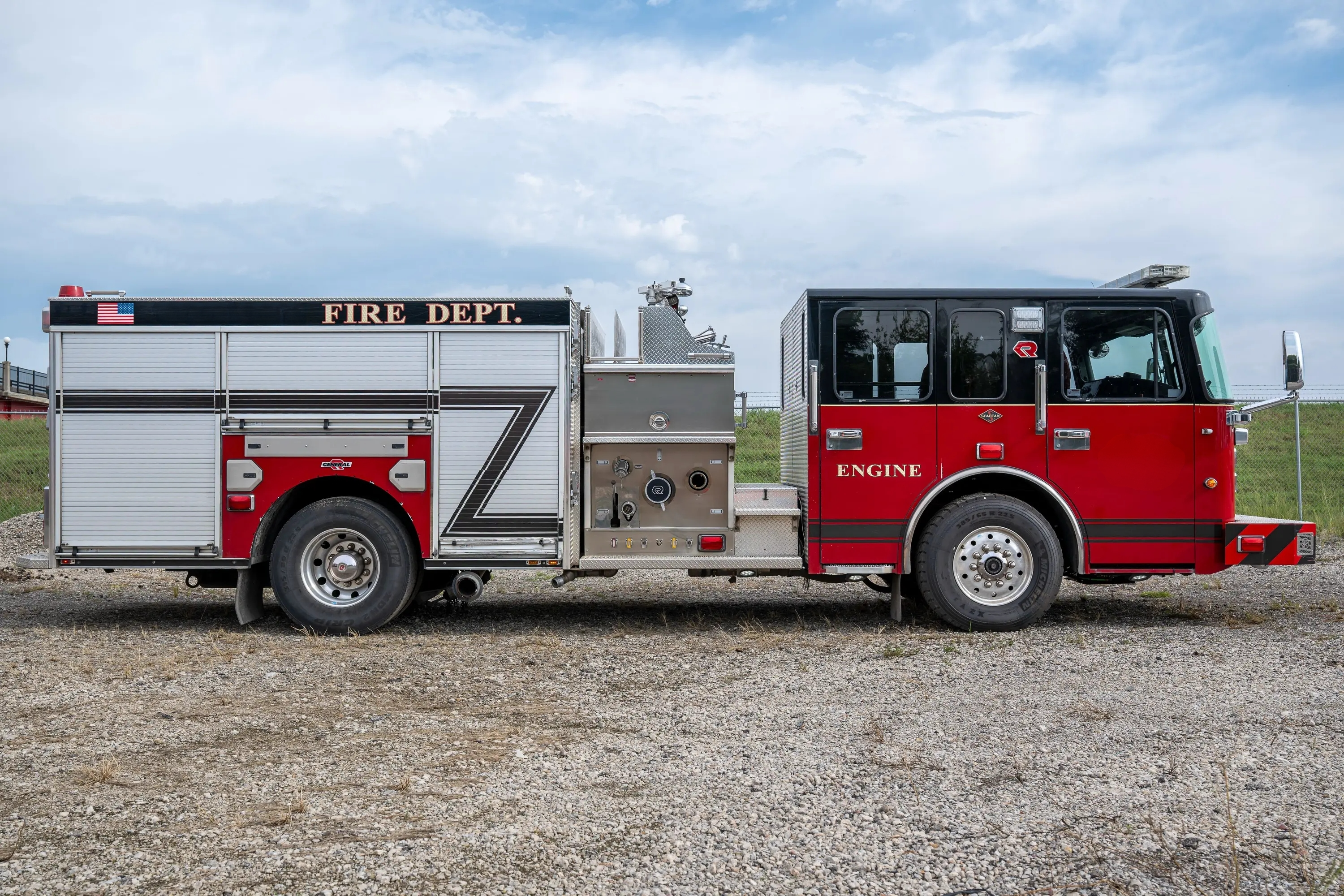 2011 Rosenbauer Spartan Pumper - image 46