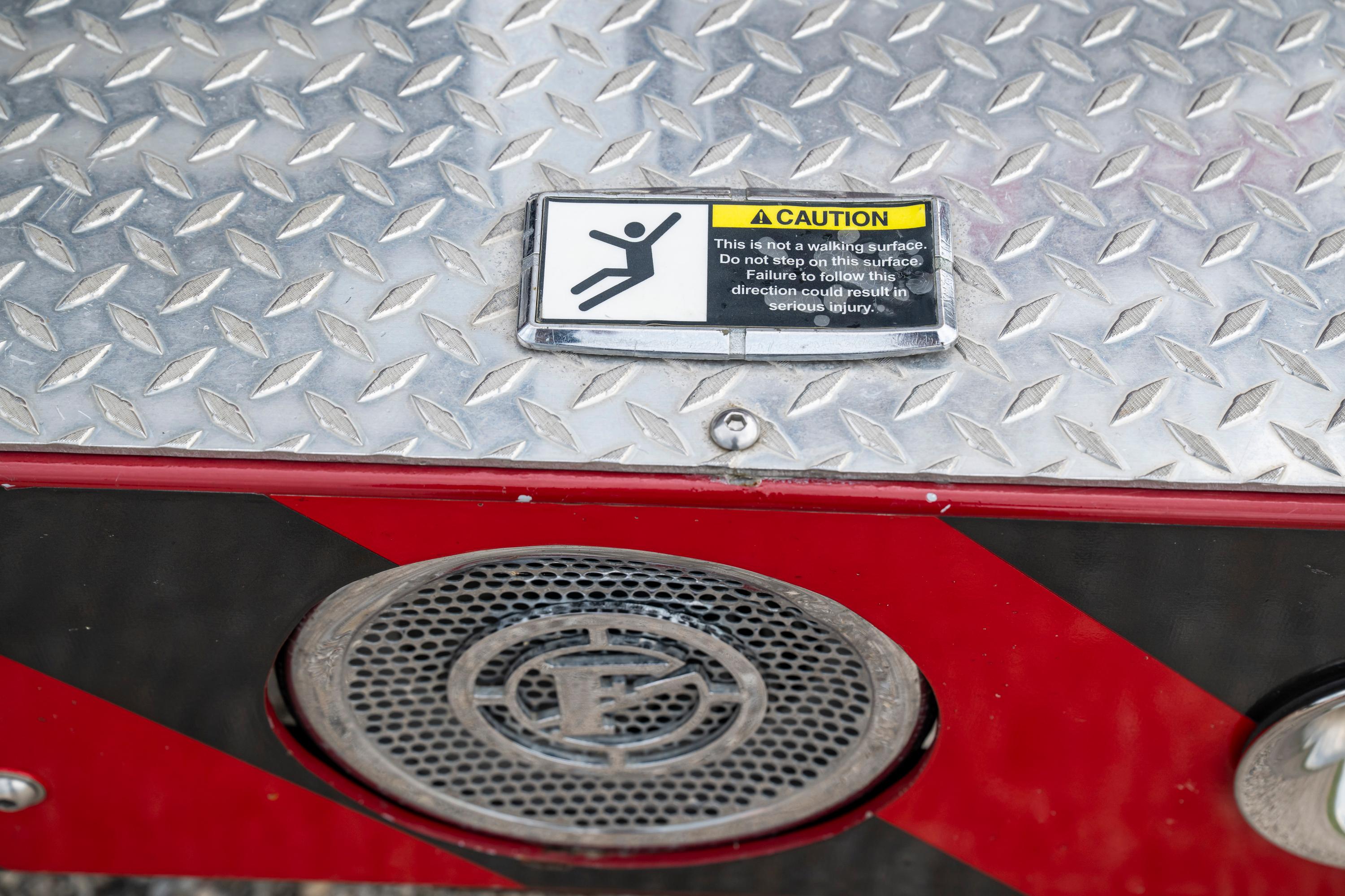 2014 Rosenbauer Commander Pumper - image 15