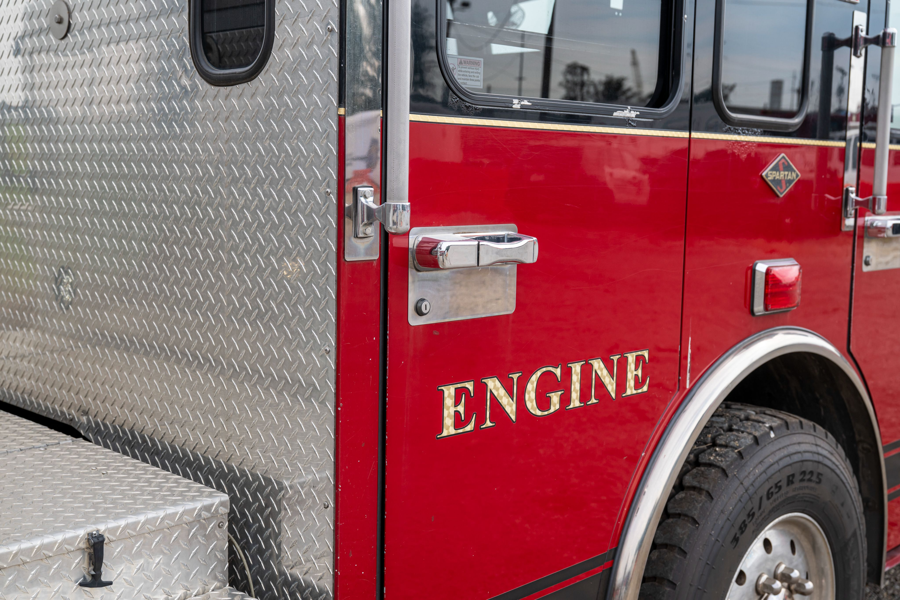 2011 Rosenbauer Spartan Pumper - image 40