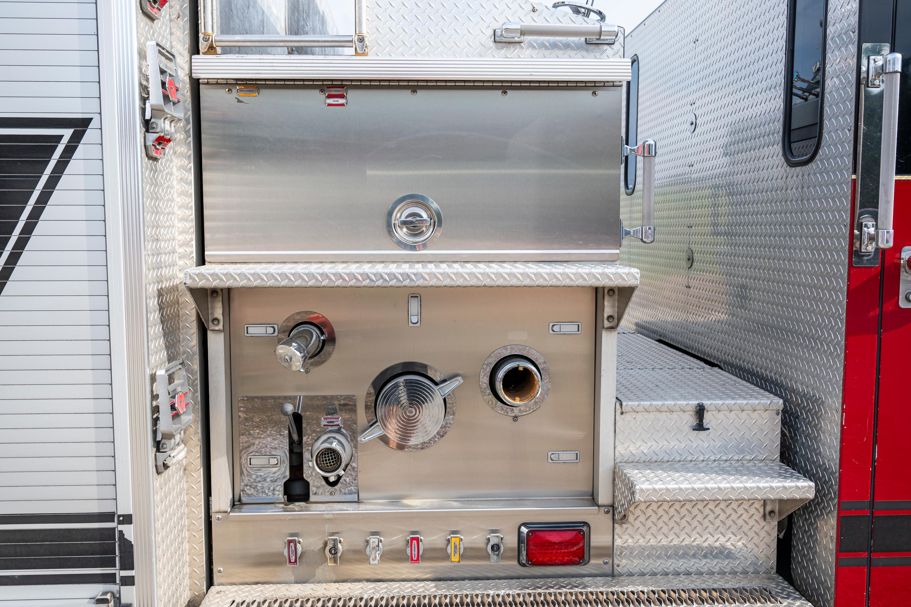 2011 Rosenbauer Spartan Pumper - image 180