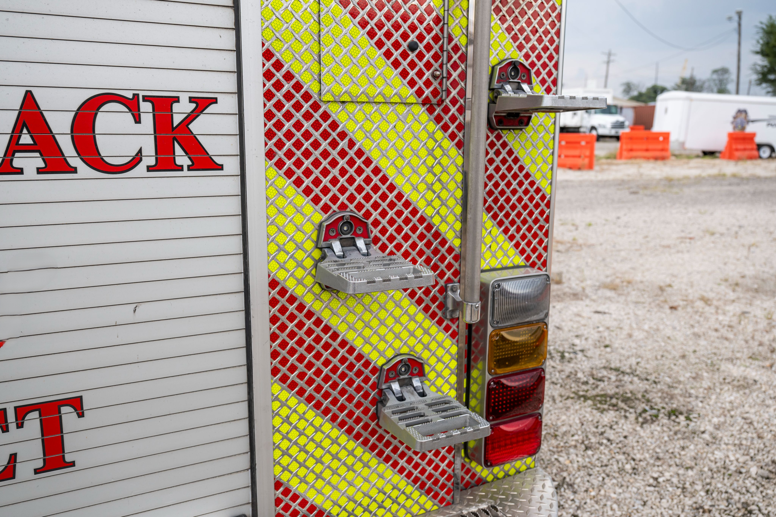 2014 Rosenbauer Commander Pumper - image 187