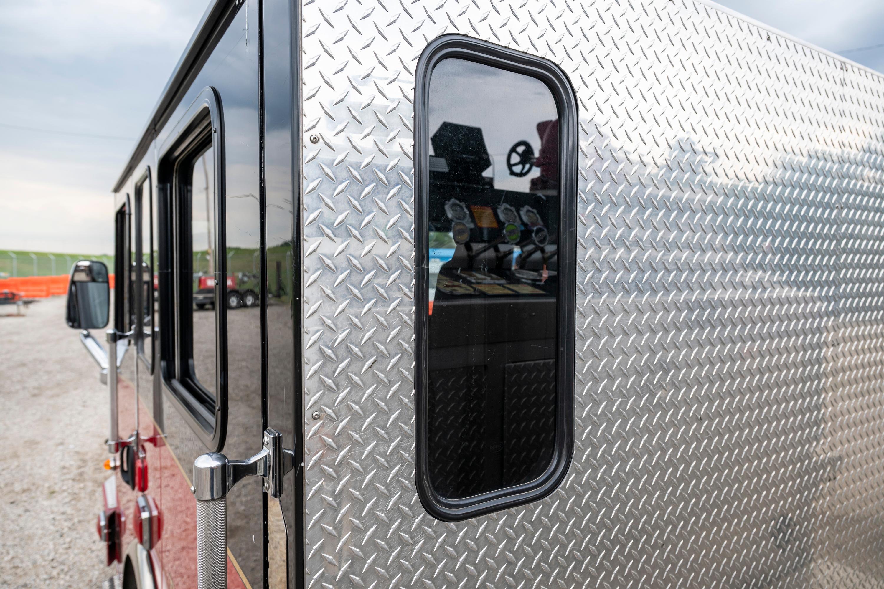 2014 Rosenbauer Commander Pumper - image 28