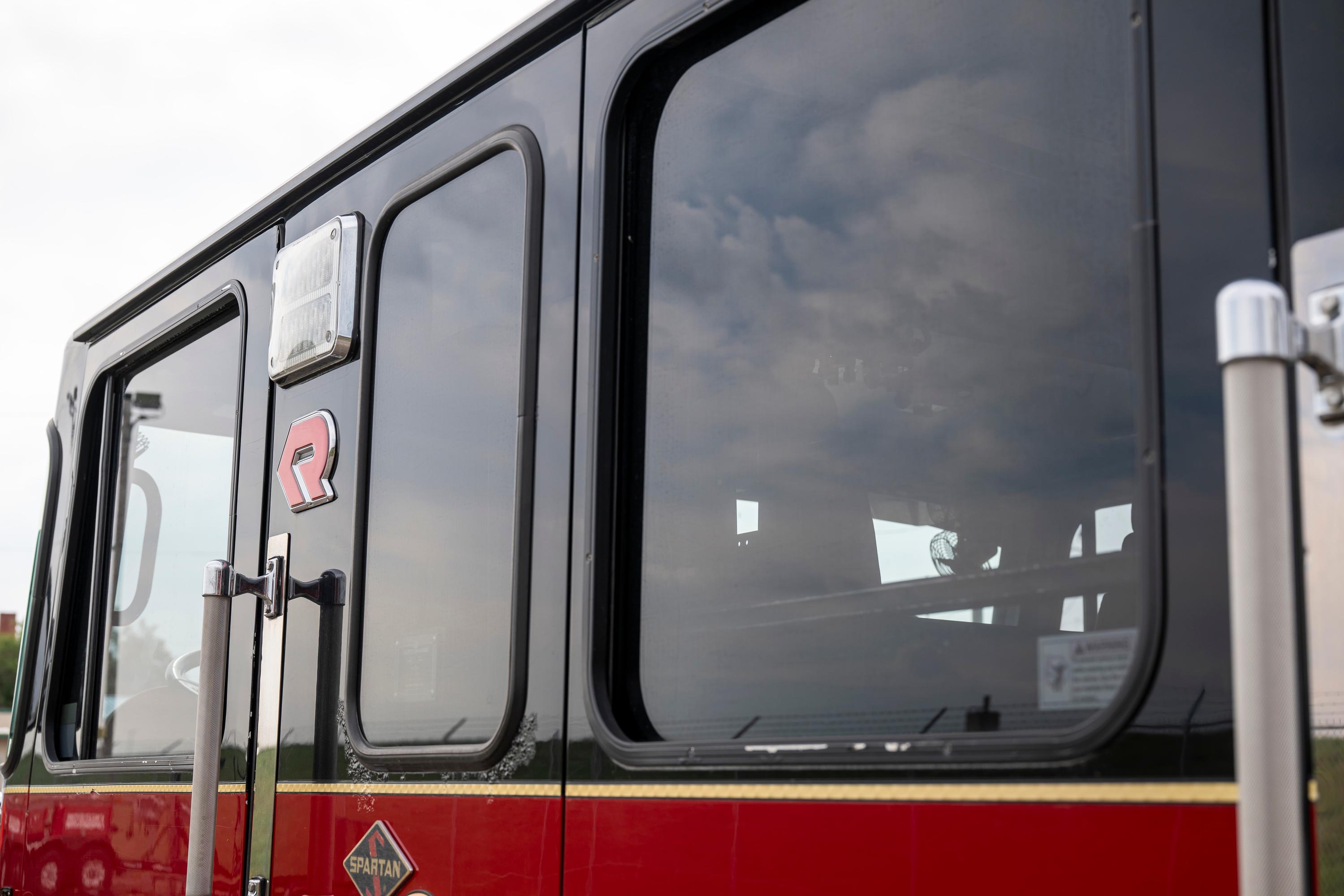 2011 Rosenbauer Spartan Pumper - image 22