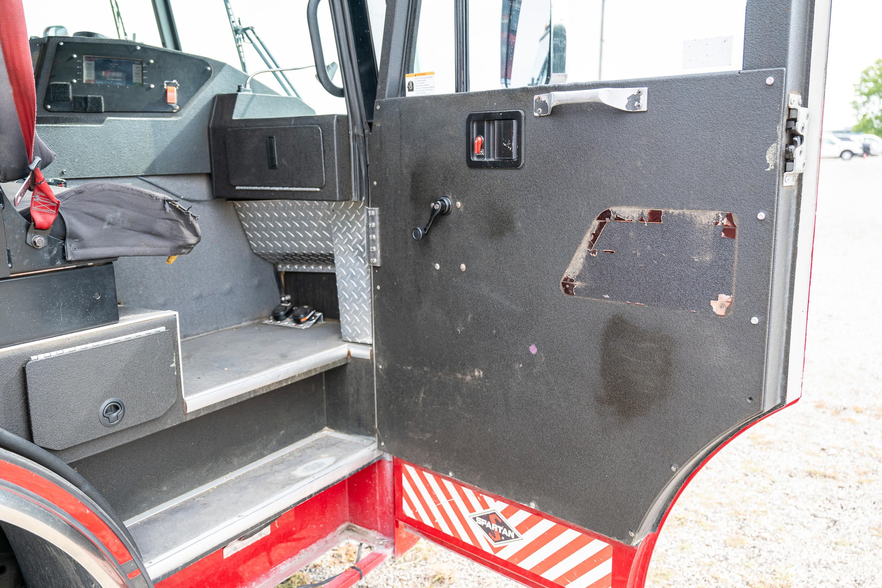 2011 Rosenbauer Spartan Pumper - image 105