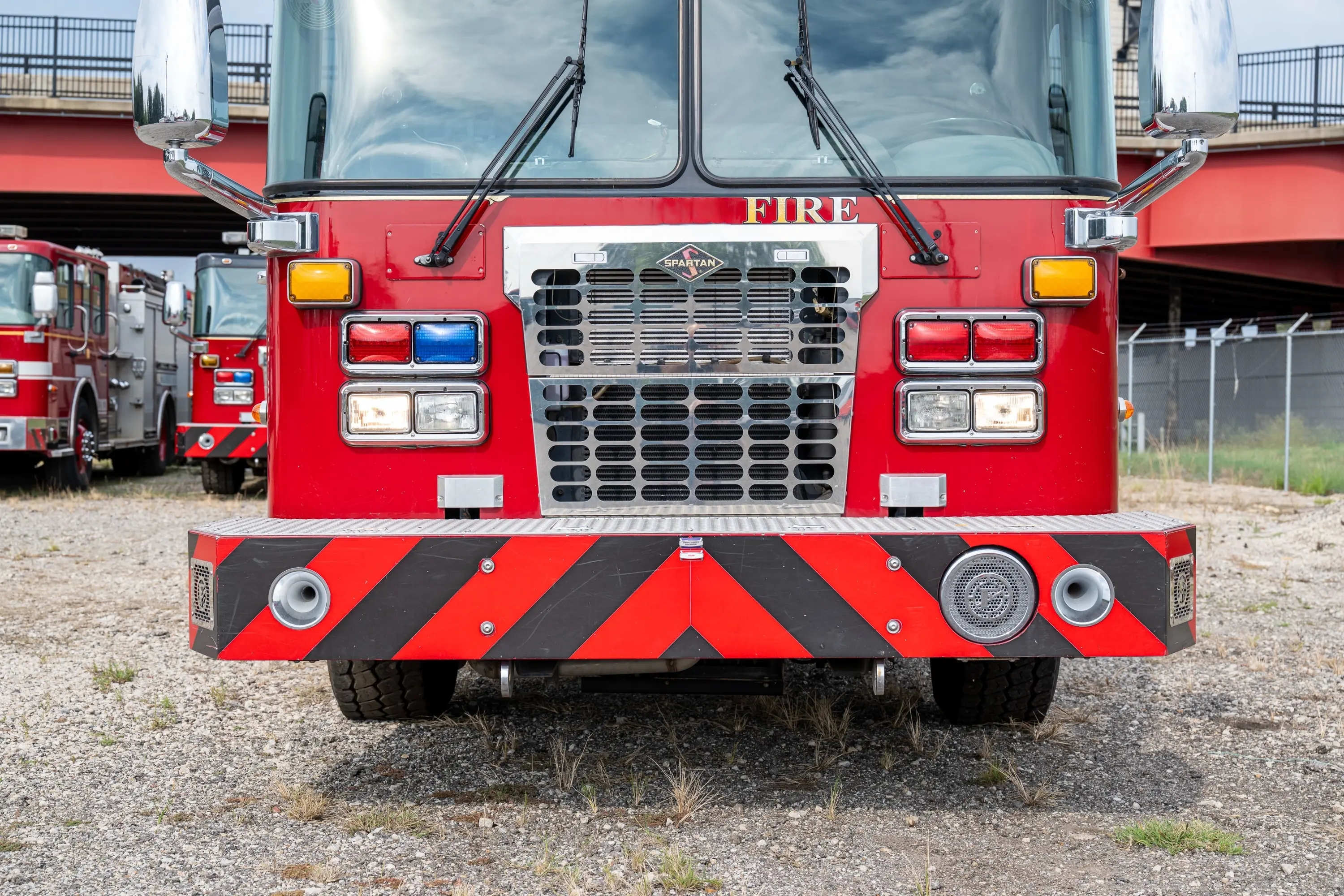 2011 Rosenbauer Spartan Pumper - image 16