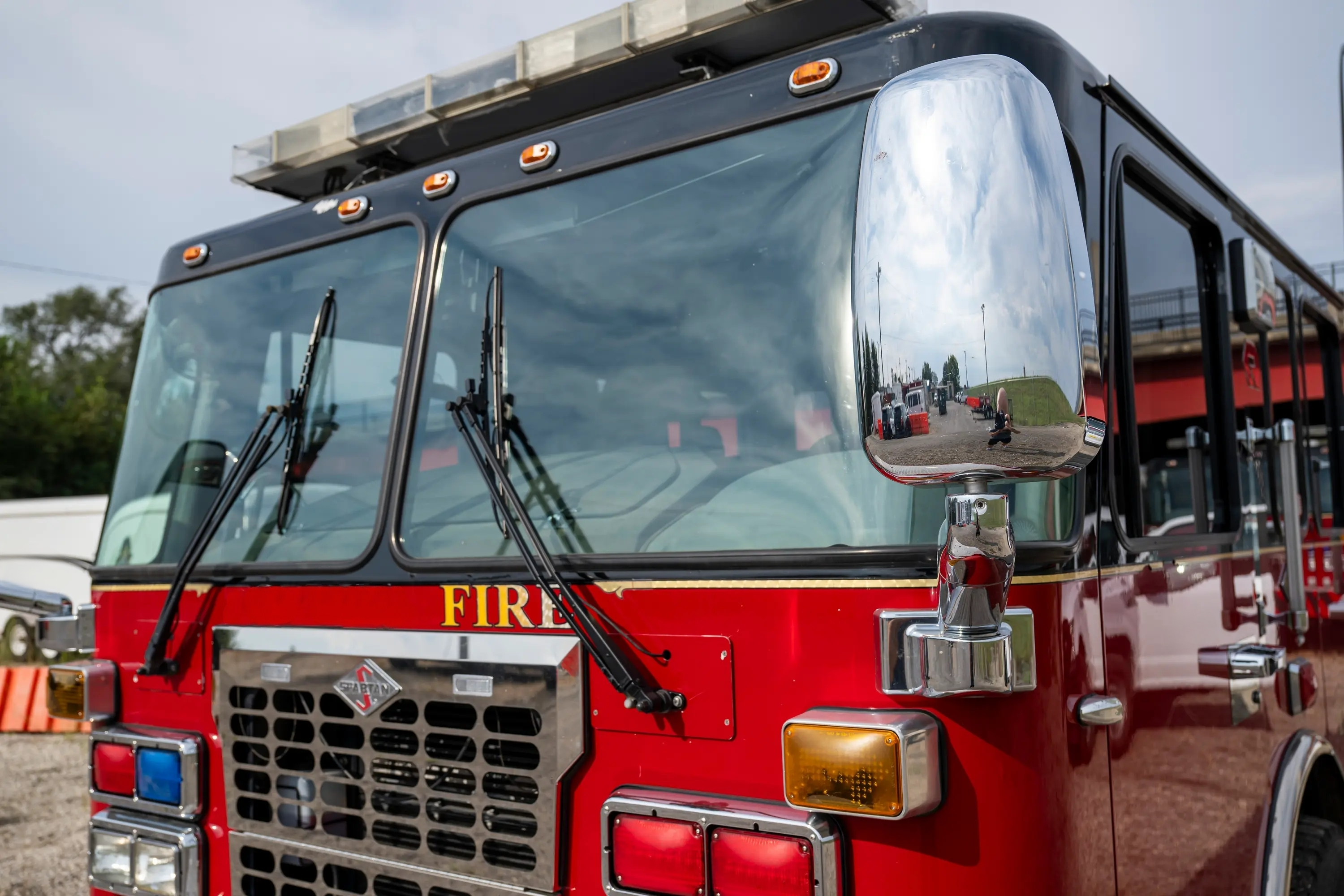 2011 Rosenbauer Spartan Pumper - image 6