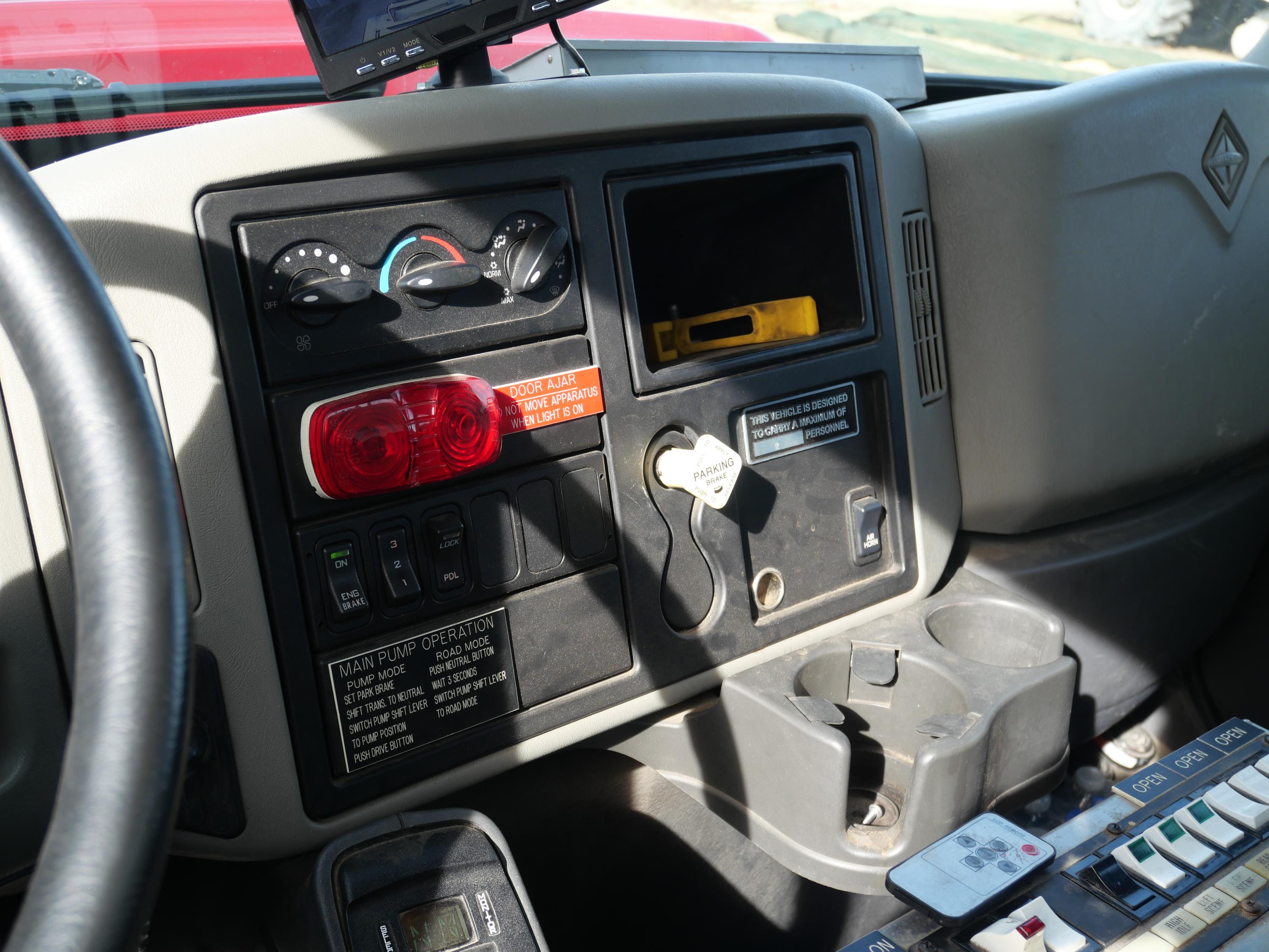 2008 Rosenbauer International Pumper Tanker - image 15