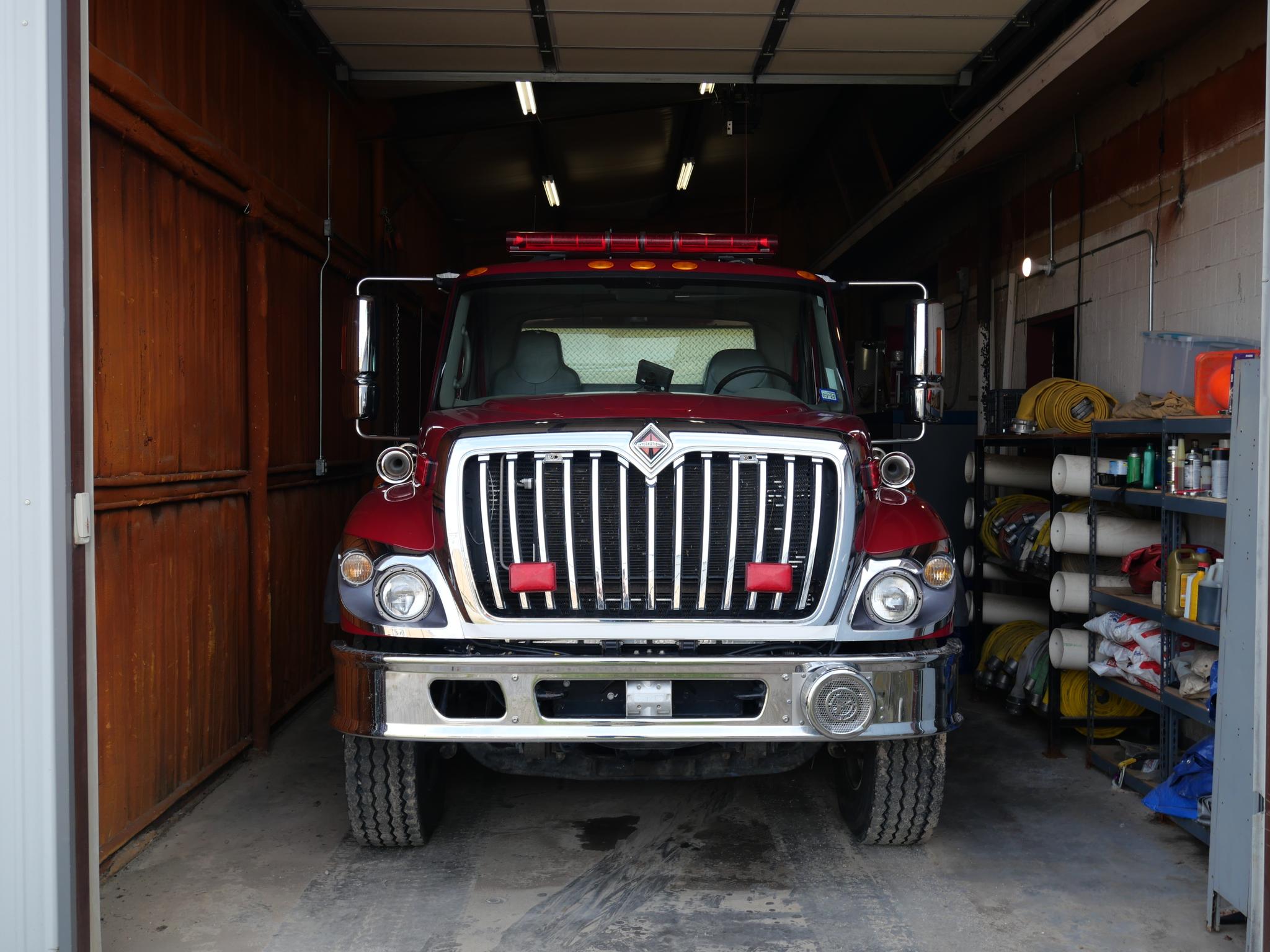 2008 Rosenbauer International Pumper Tanker - image 4