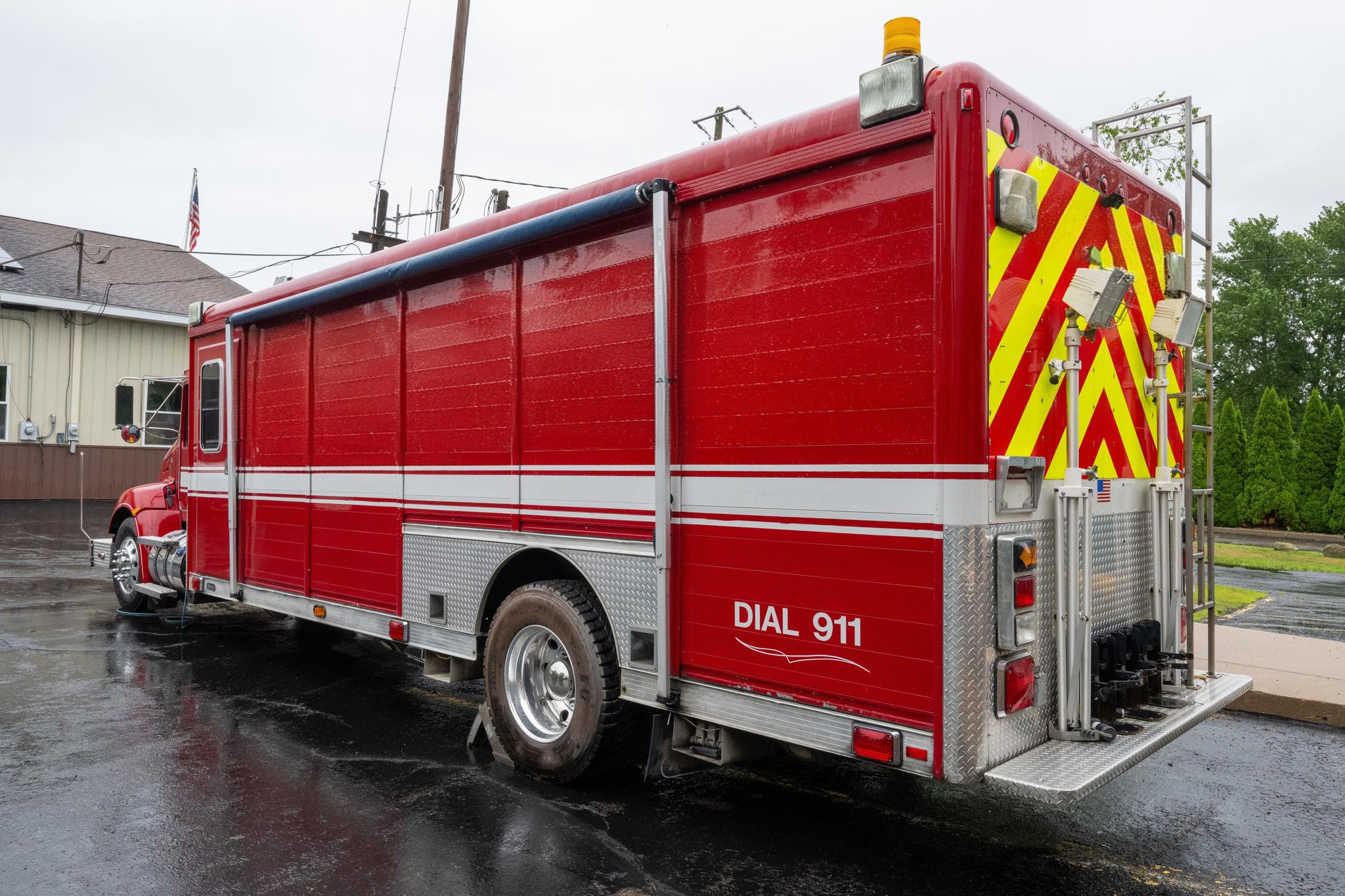 2013 Hackney Kenworth Heavy Rescue - image 5
