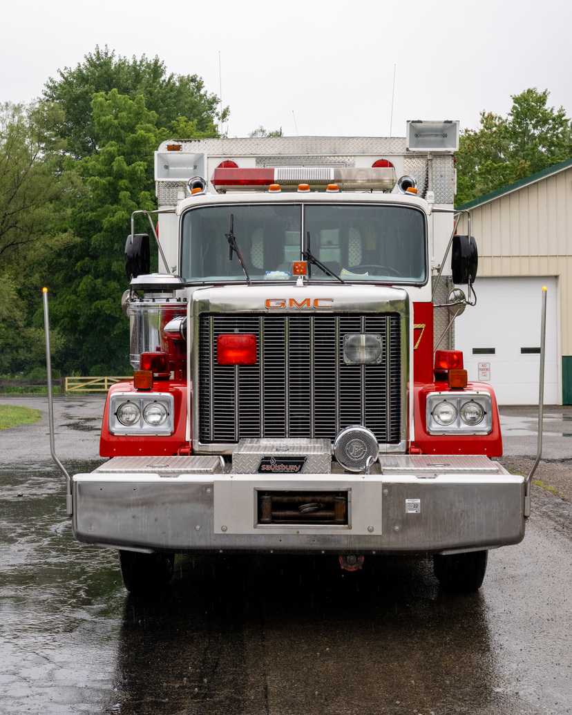 1985 Saulsbury GMC Heavy Rescue — photo 2