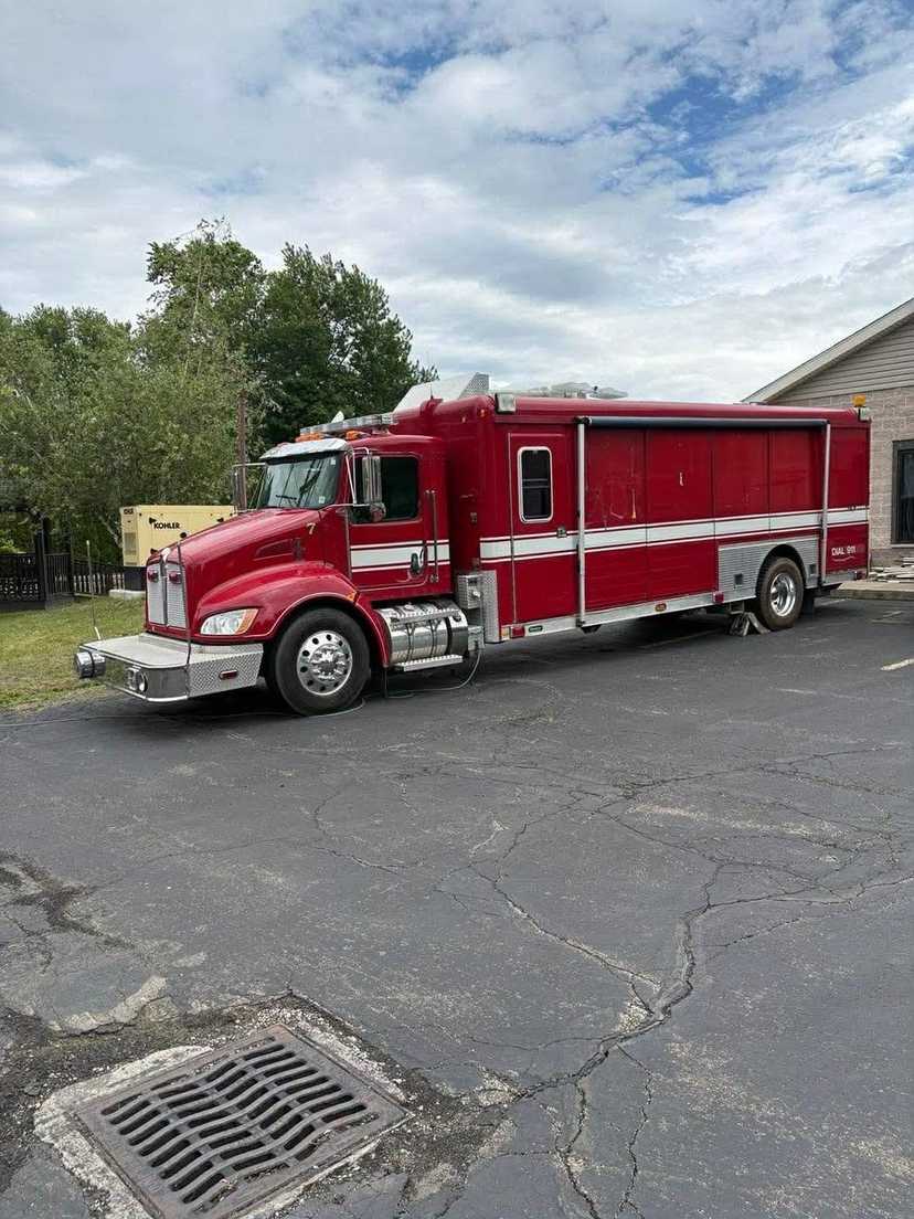 2013 Hackney Kenworth Heavy Rescue