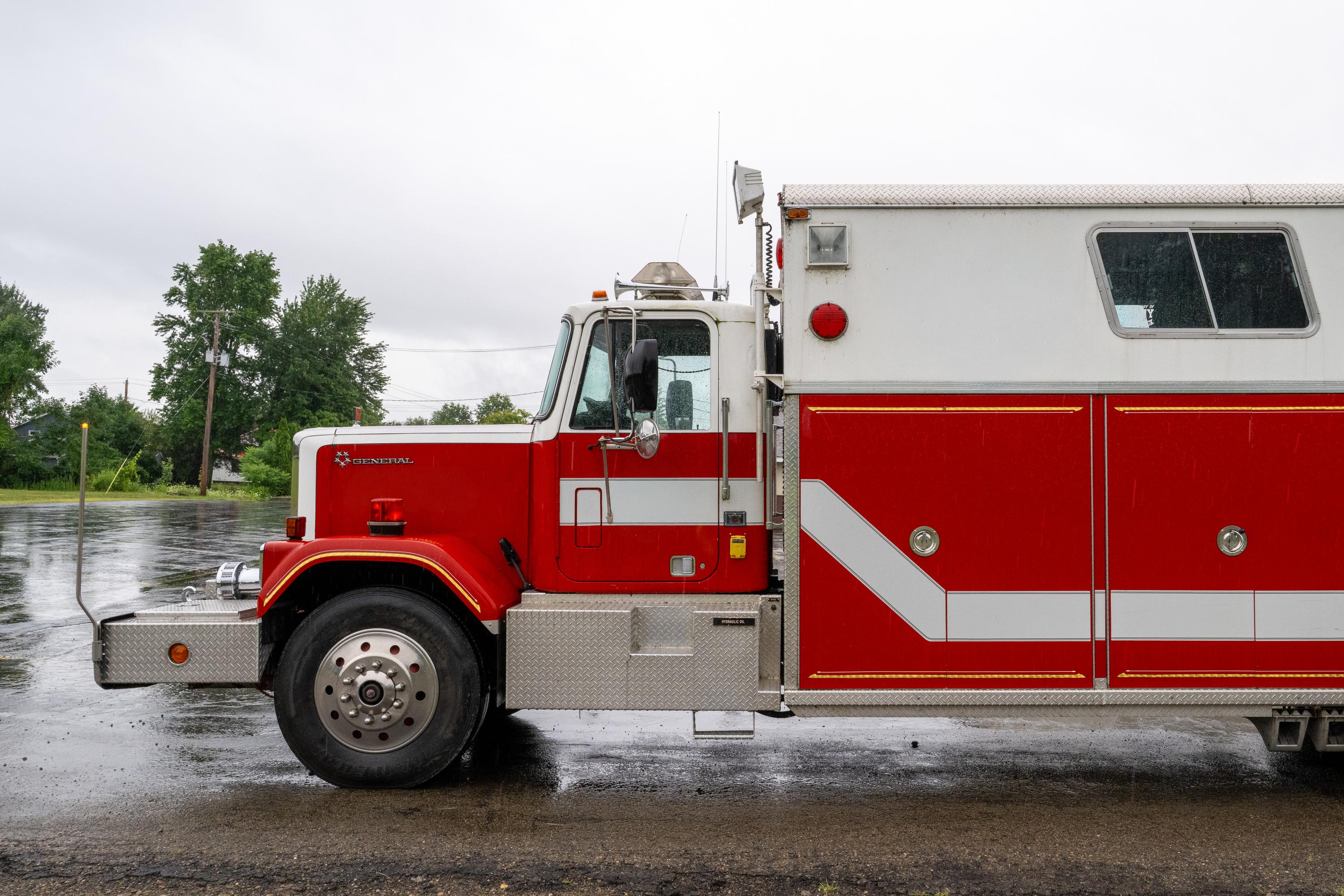 1985 Saulsbury GMC Heavy Rescue - image 10