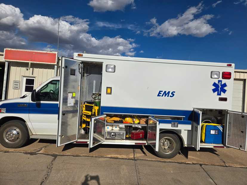 2007 MedTec Ford Type III Ambulance — photo 6