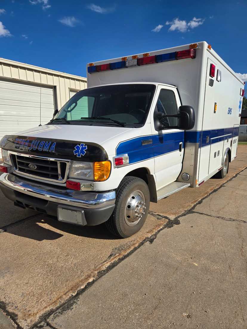 2007 MedTec Ford Type III Ambulance