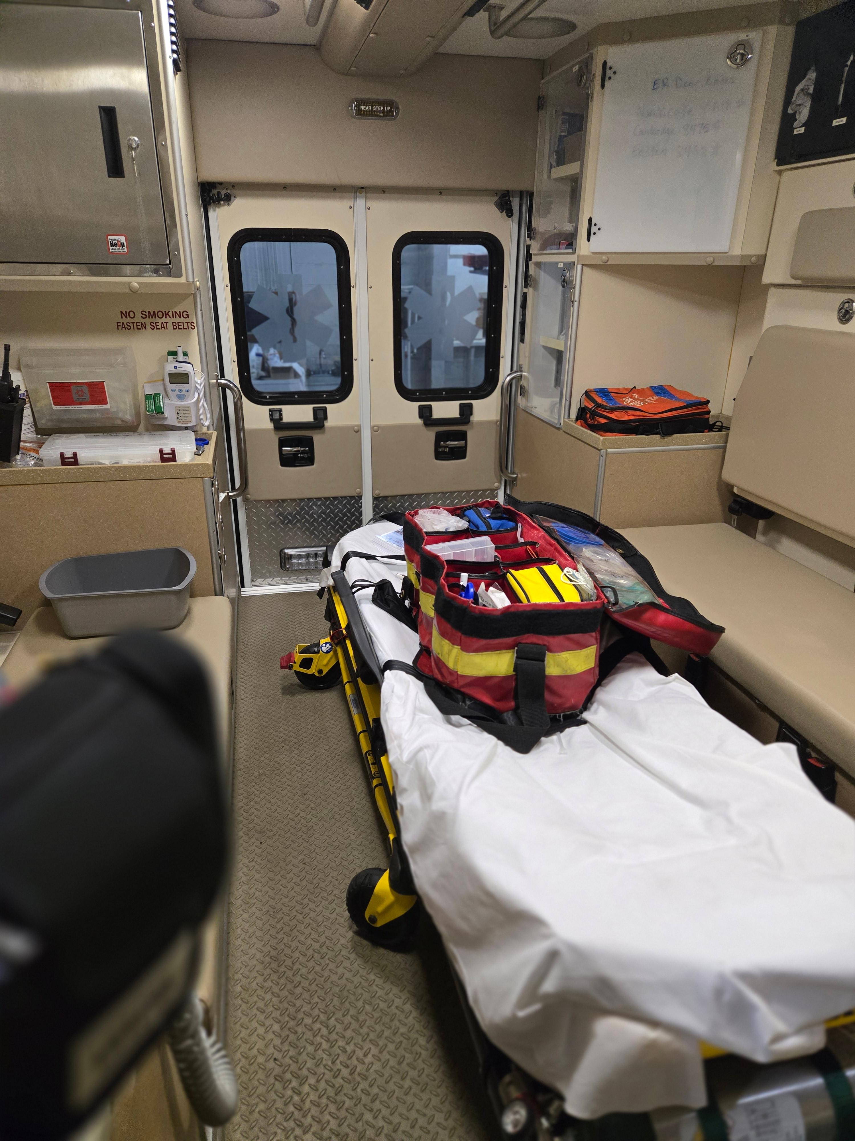2018 PL-Custom Freightliner Type I Ambulance - image 6