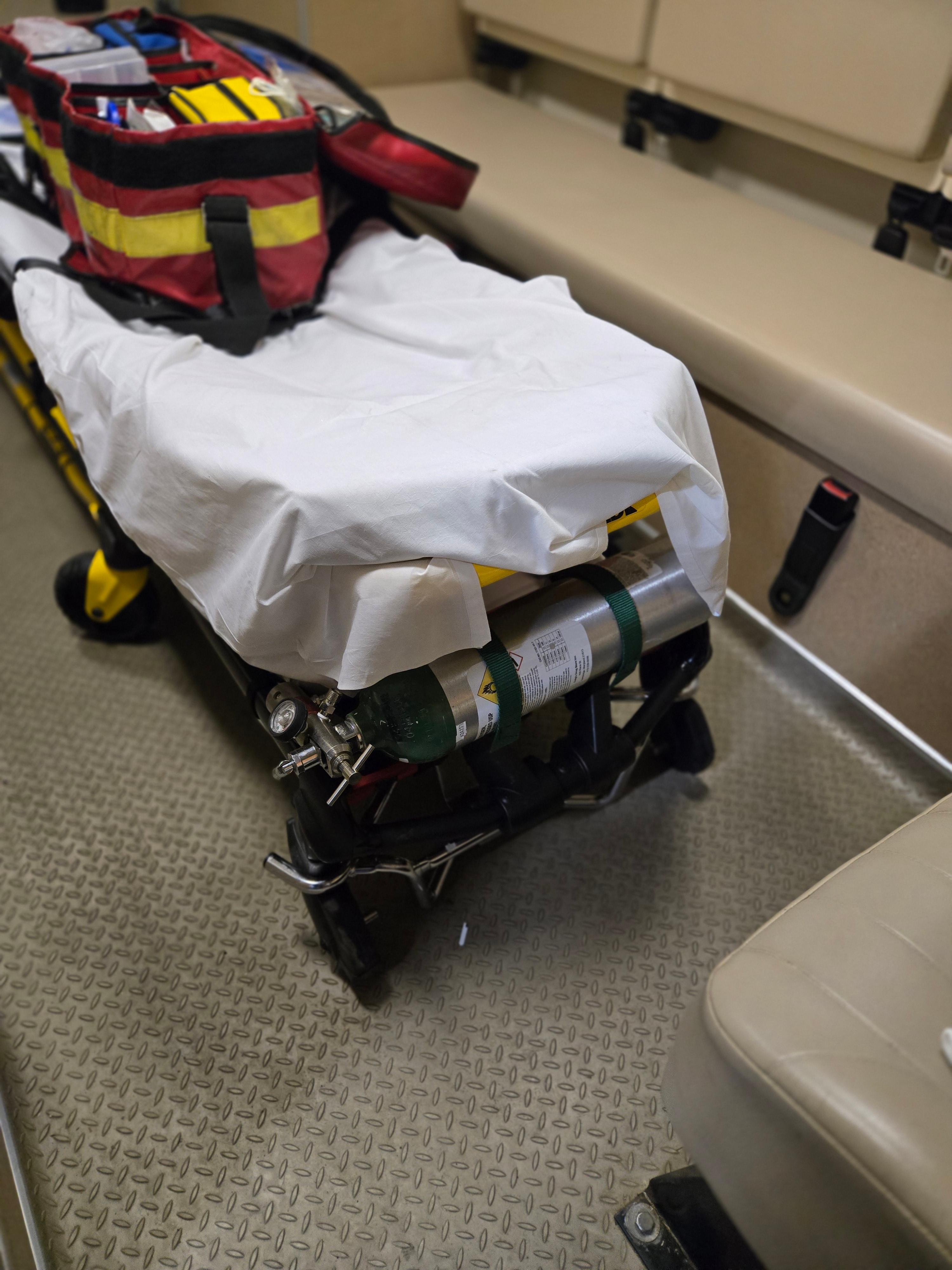 2018 PL-Custom Freightliner Type I Ambulance - image 7