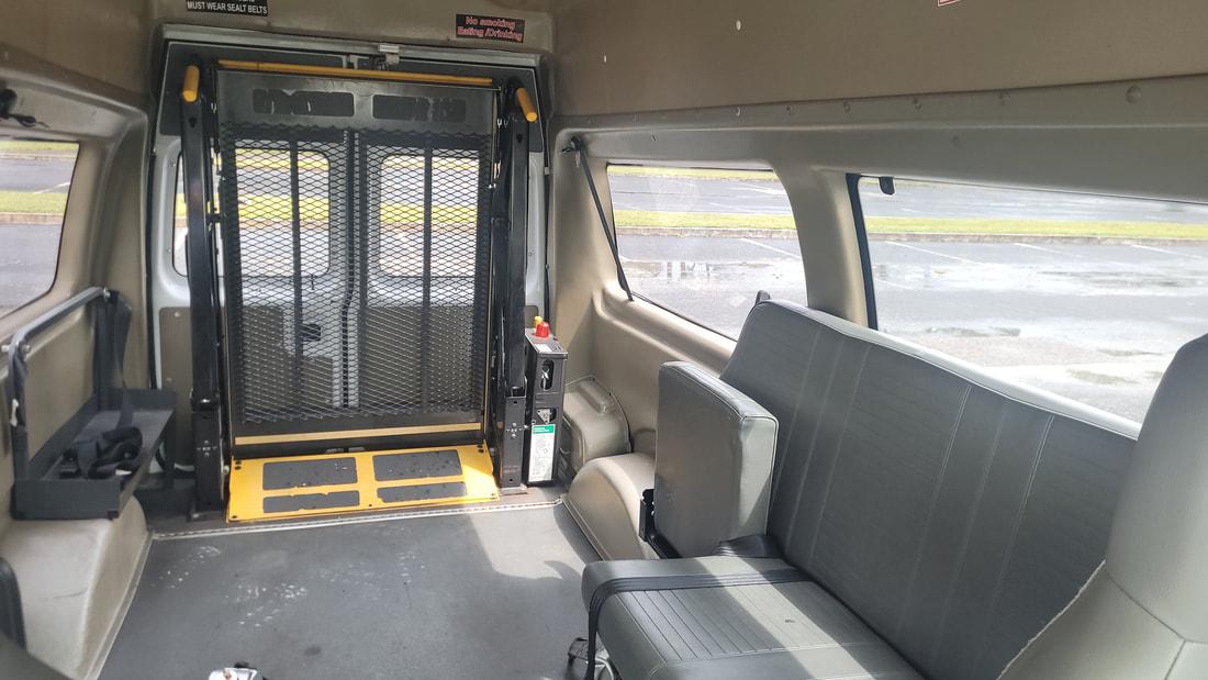 2012 Ford E-150 V8 4.6 Gasoline RWD Wheelchair Van - image 8