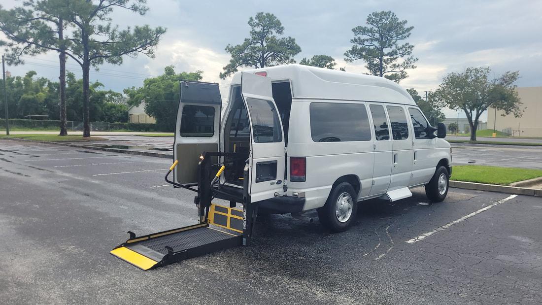 2012 Ford E-150 V8 4.6 Gasoline RWD Wheelchair Van - image 2