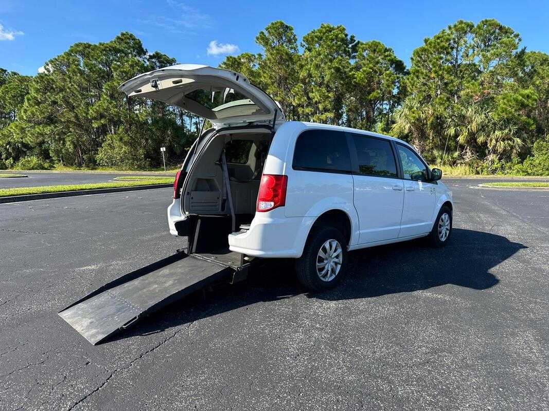 2018 Dodge Grand Caravan Wheelchair Van