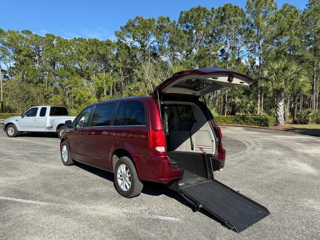 2019 Dodge Grand Caravan Wheelchair Van