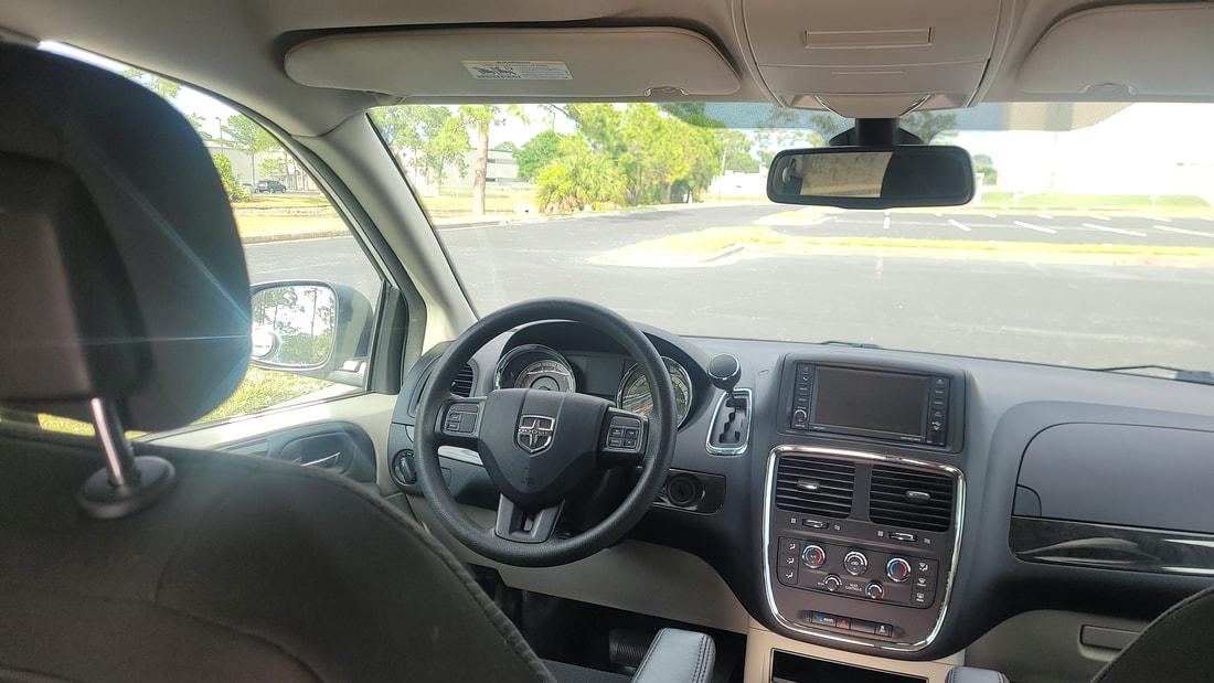 2019 Dodge Grand Caravan Wheelchair Van - image 5