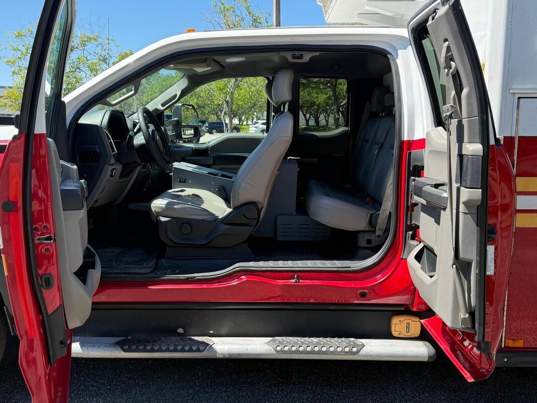 2017 Ford F-550 XLT 6.7 Diesel Type I - image 4