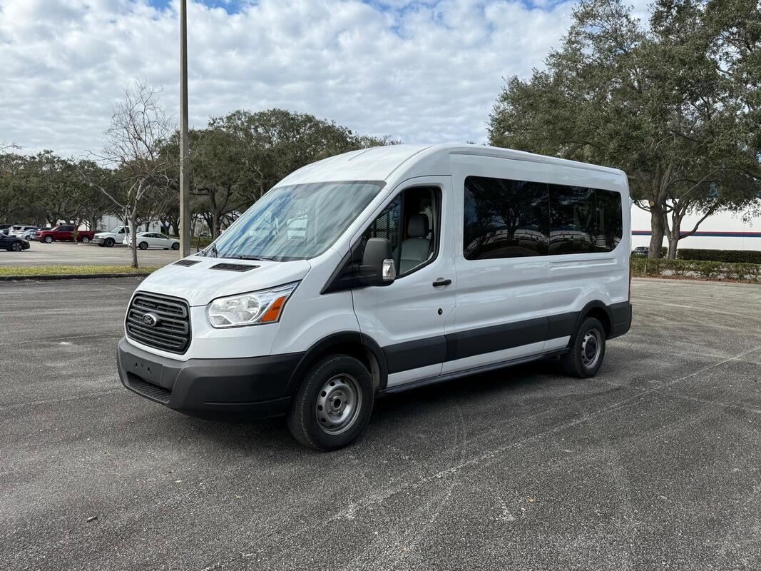 2015 Ford Transit 150 3.7 V6 gasoline Wheelchair Van - image 1