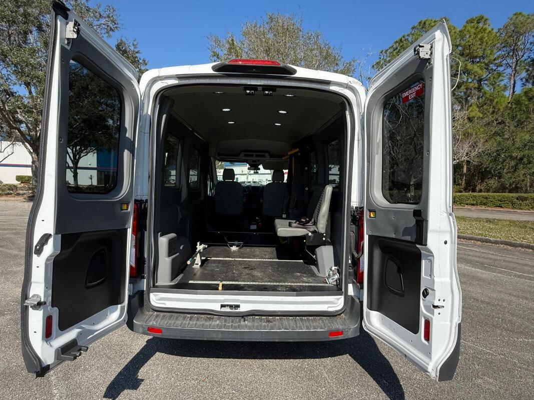2018 Ford Transit Wheelchair Van - image 5