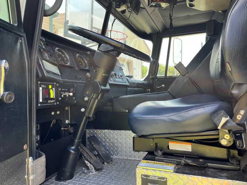1996 Pierce Freightliner 4x4 Heavy Rescue — photo 7