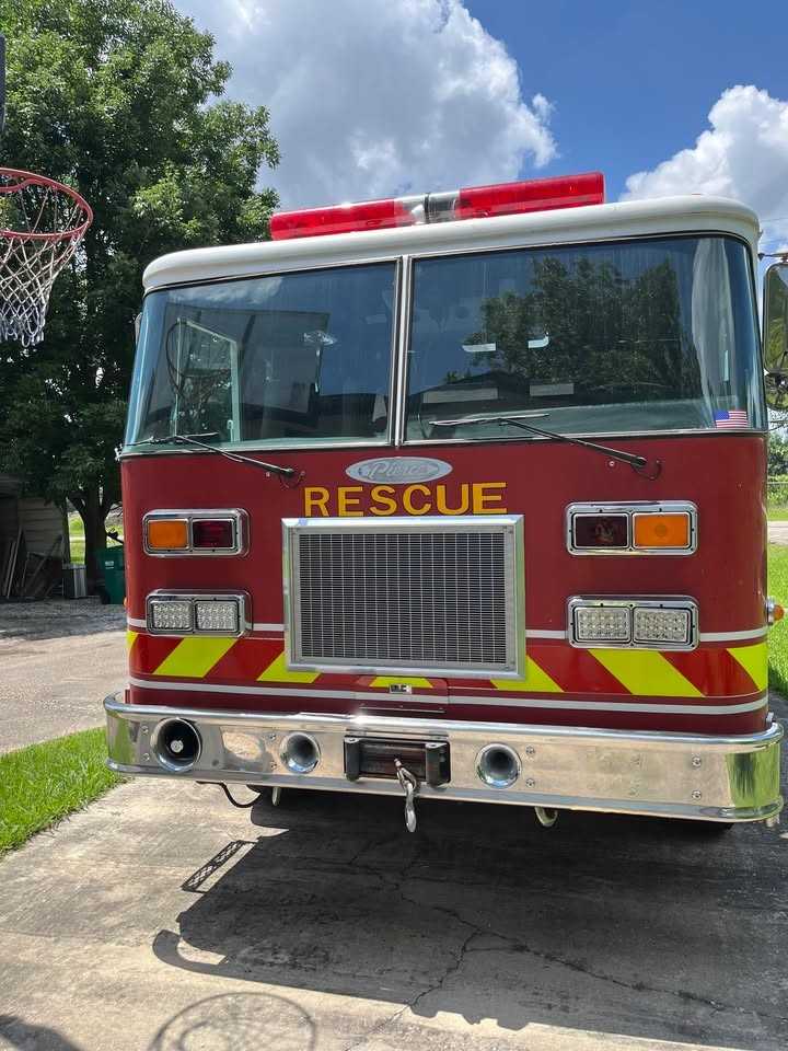 1996 Pierce Freightliner 4x4 Heavy Rescue — photo 6