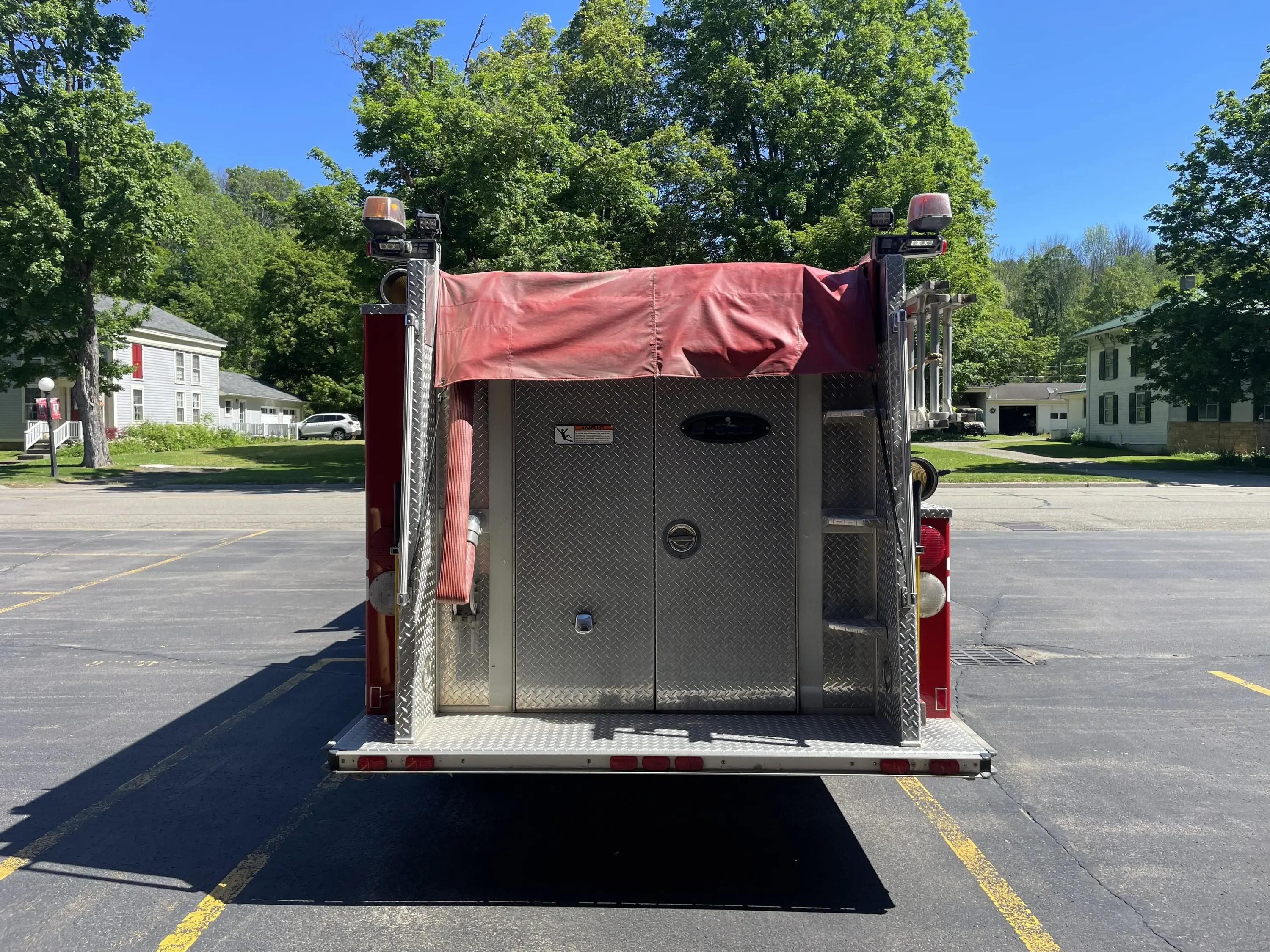 1999 Spartan E-One Pumper - image 3