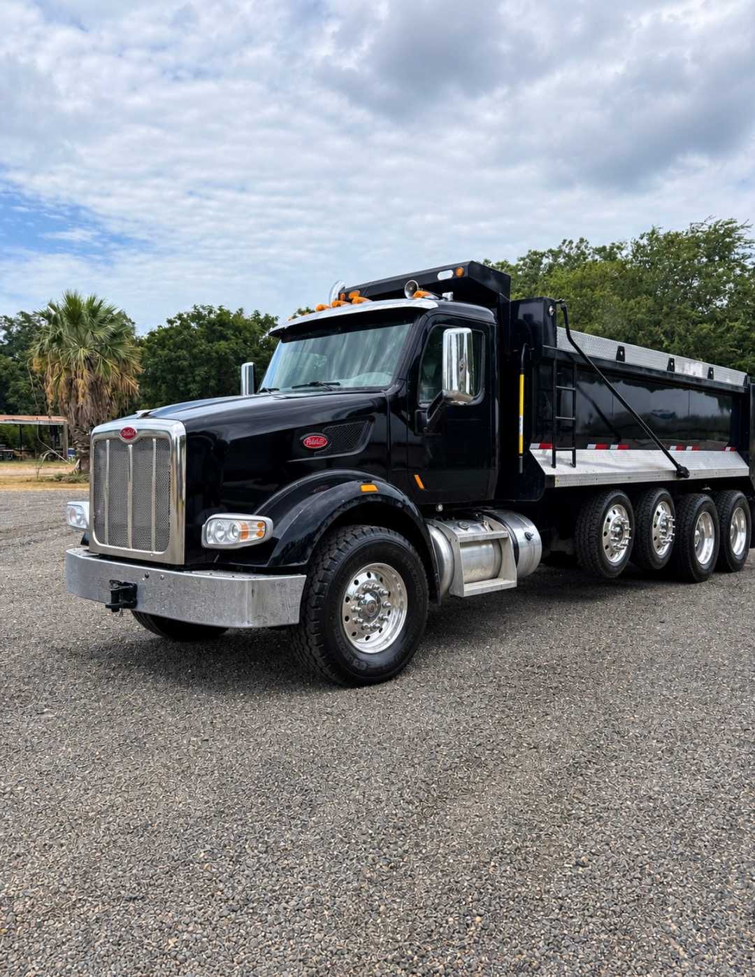 2015 Peterbilt 567 Dump Truck