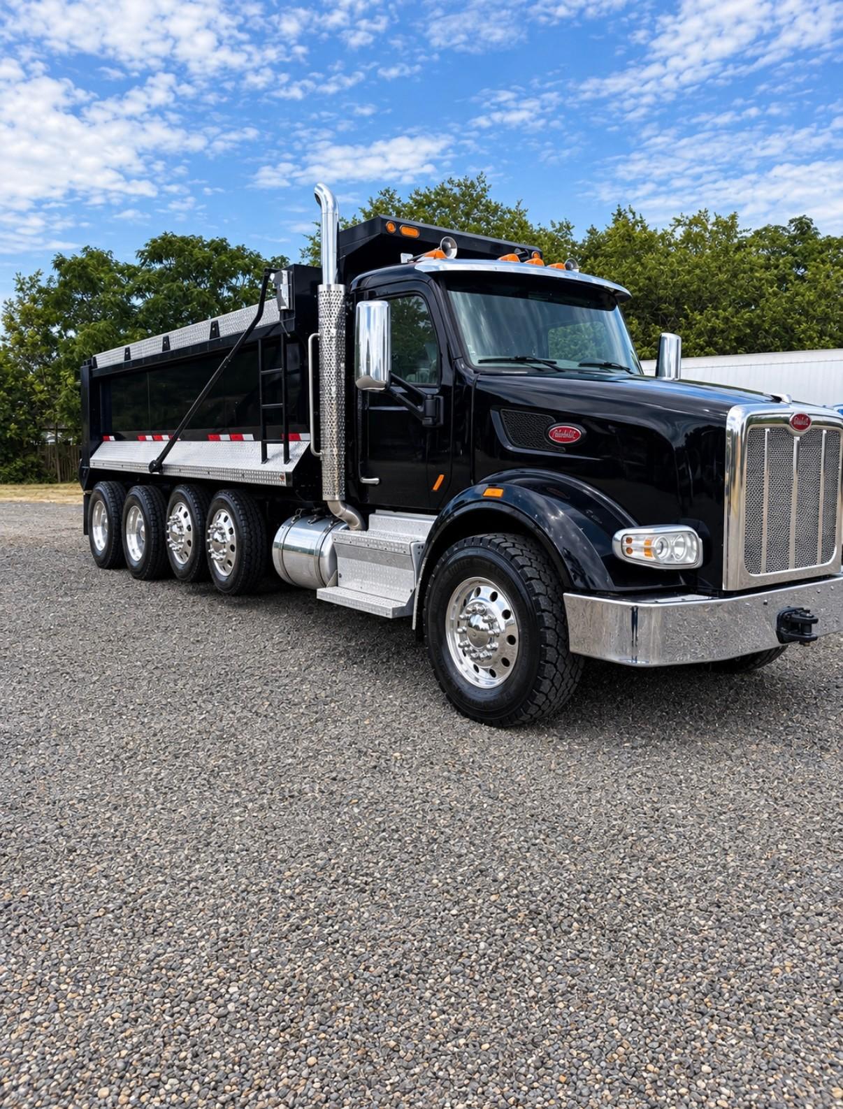 2015 Peterbilt 567 Dump Truck - image 2