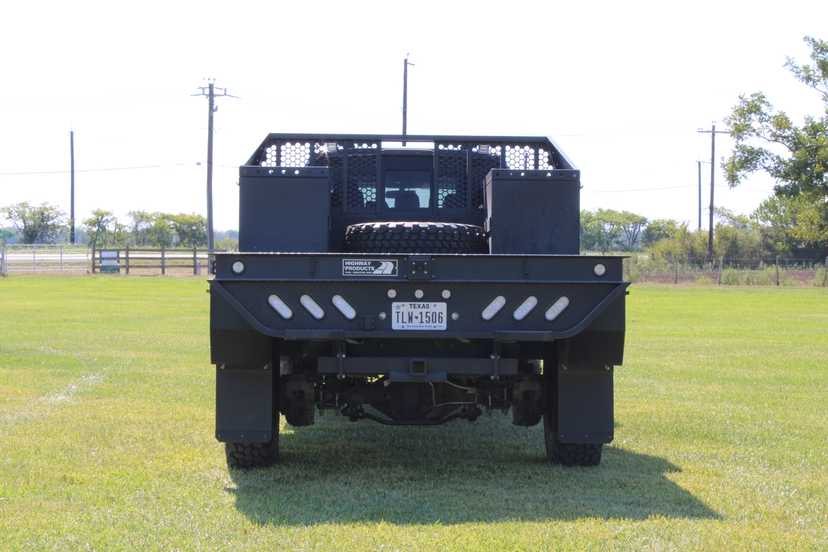 2023 Ford F-450 Lariat 4x4 Flatbed — photo 6
