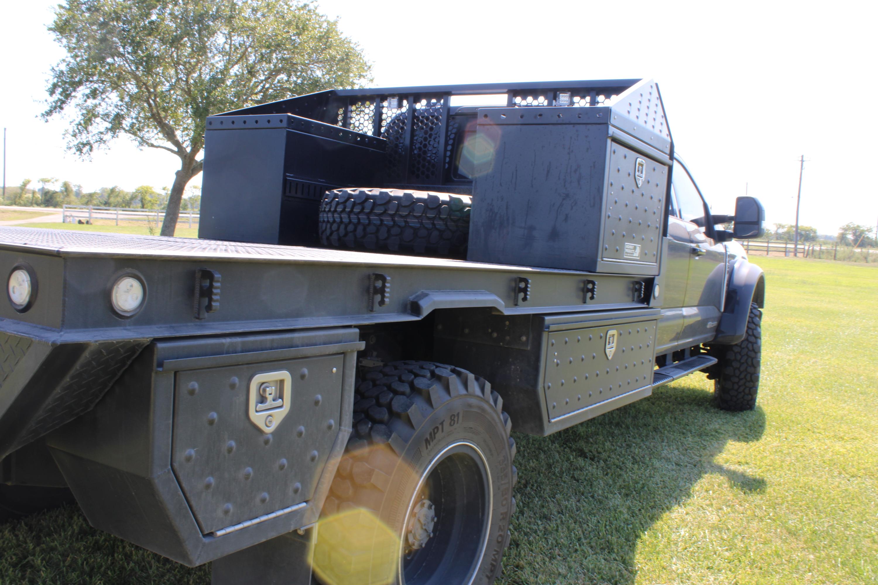 2023 Ford F-450 Lariat 4x4 Brush Truck - image 12