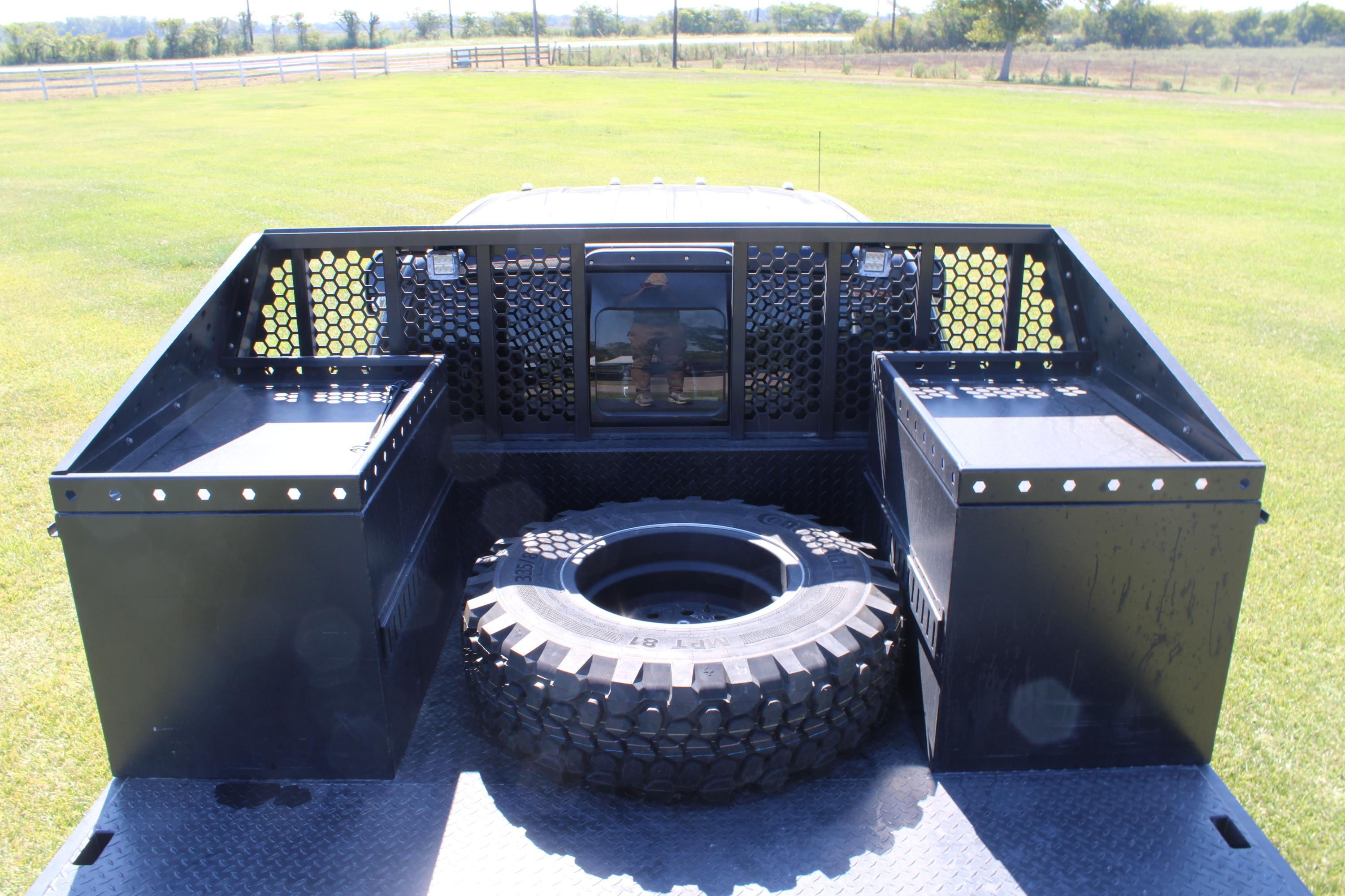2023 Ford F-450 Lariat 4x4 Brush Truck - image 28