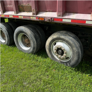 1995 Mack RB688 Dump Truck — photo 6